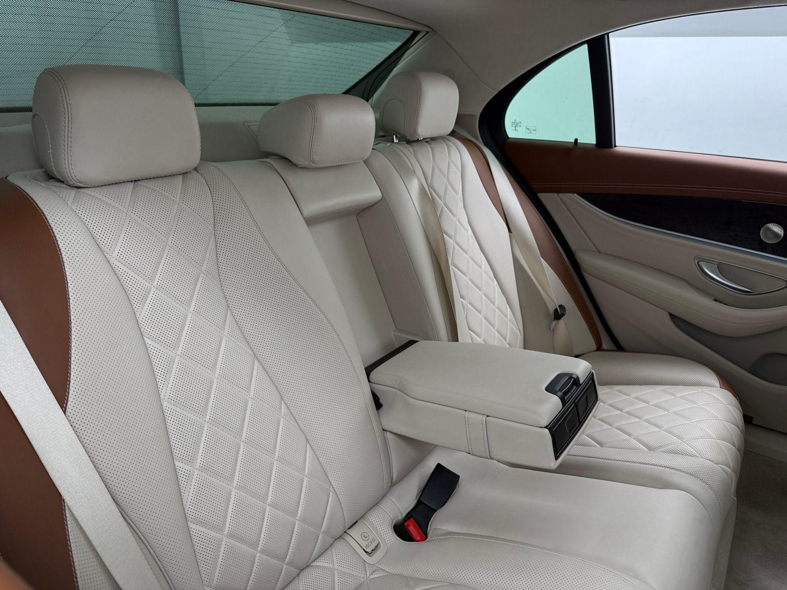 Thumbnail: 2021 Mercedes-Benz E-Class - 5