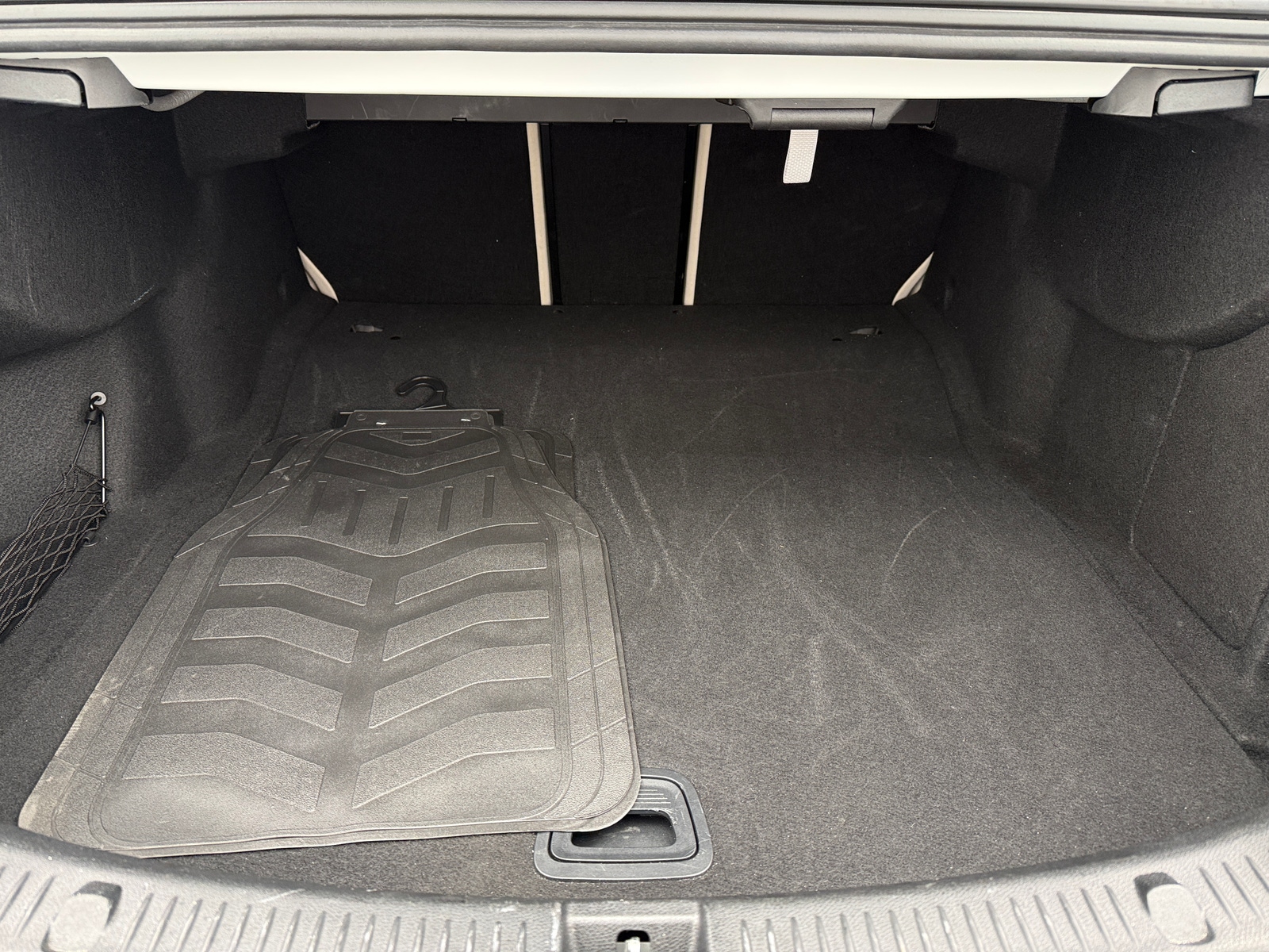 Thumbnail: 2021 Mercedes-Benz E-Class - 6