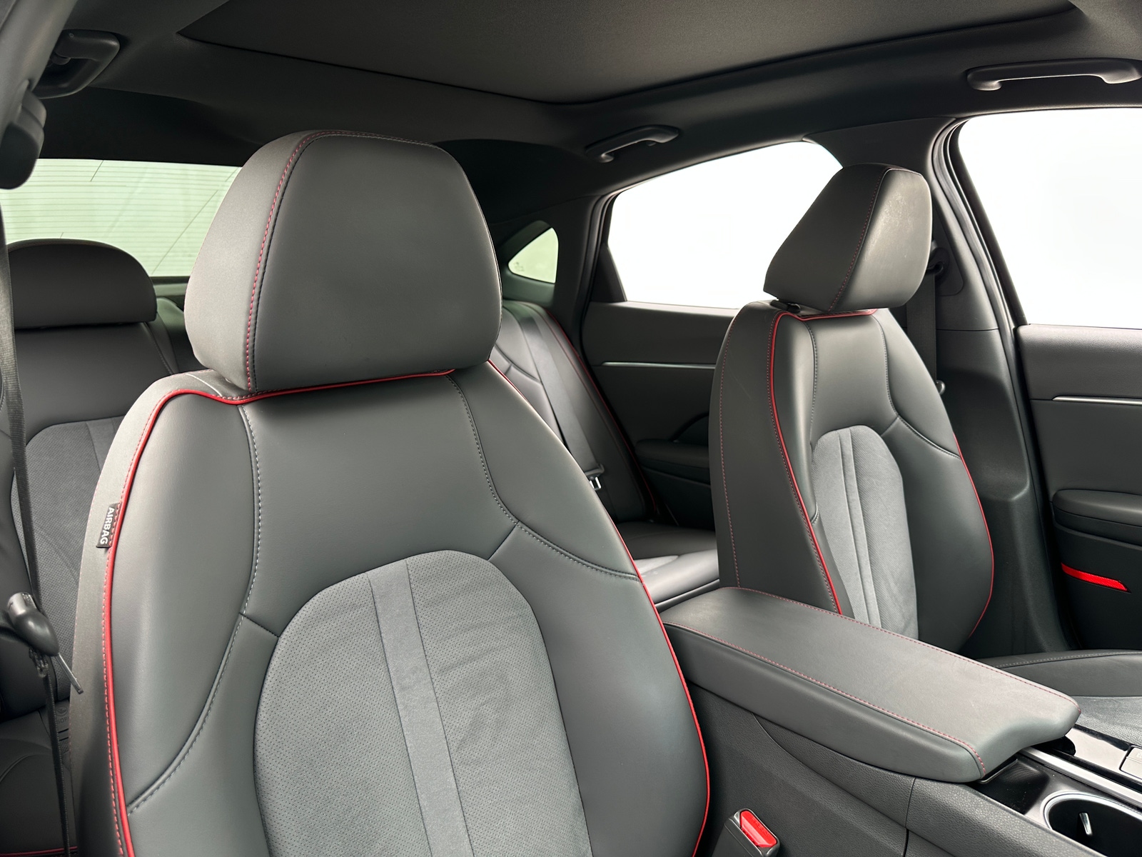 Thumbnail: 2022 Hyundai Sonata - 2