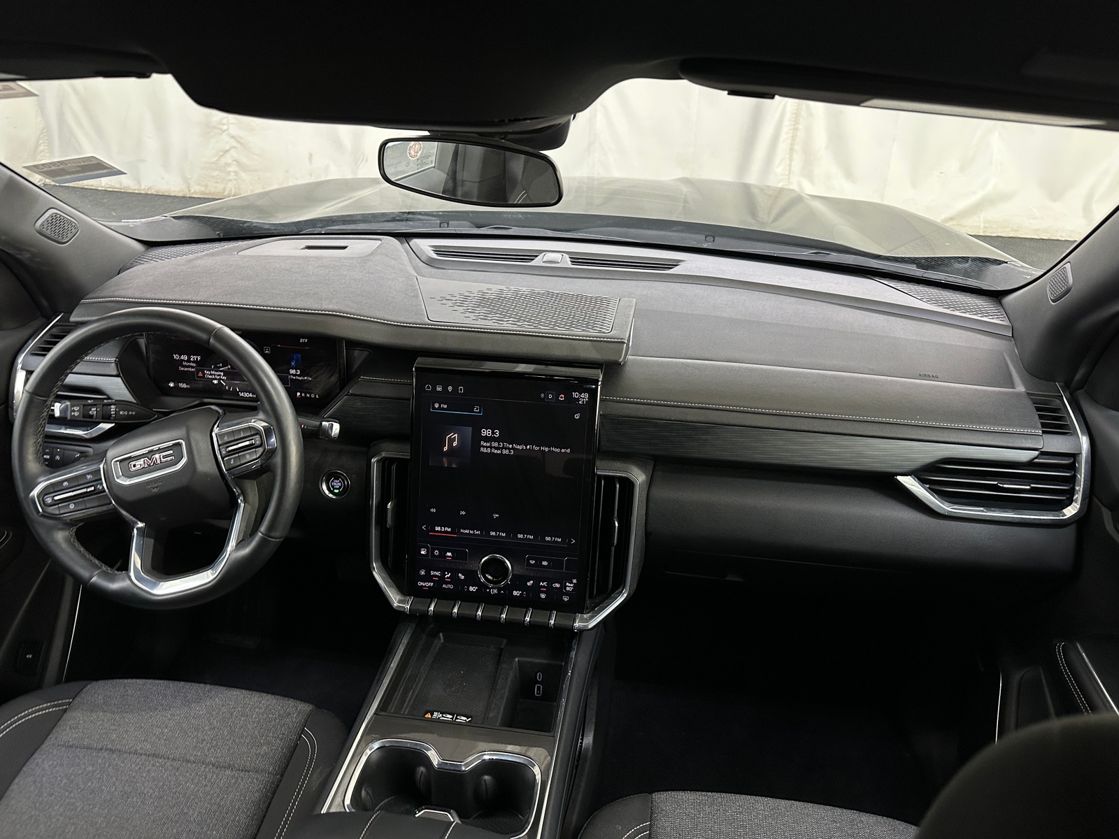 Thumbnail: 2025 GMC Acadia - 3