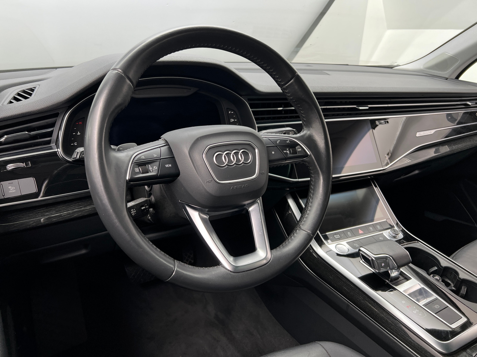 Thumbnail: 2020 Audi Q7 - 4