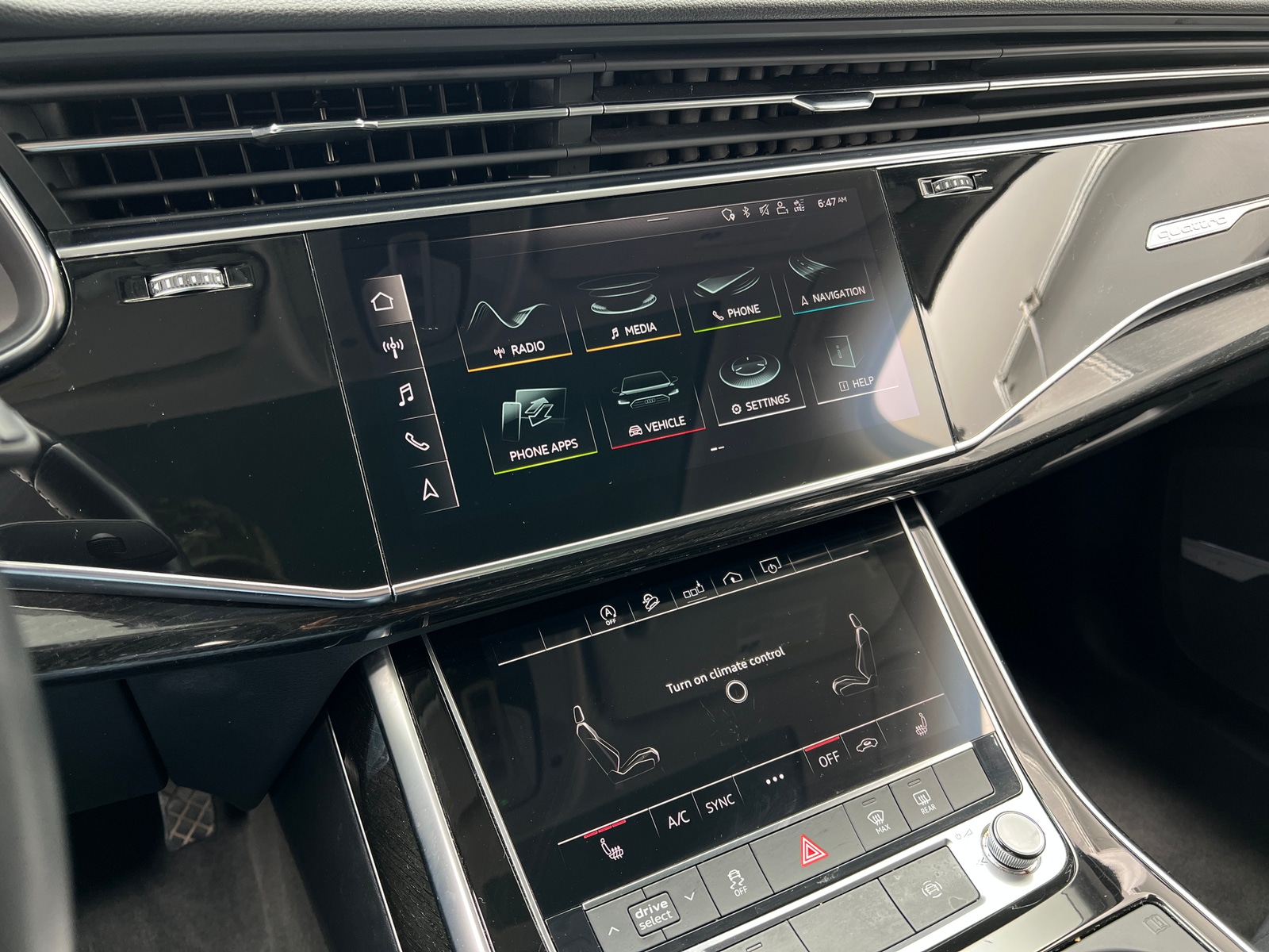 Thumbnail: 2020 Audi Q7 - 3