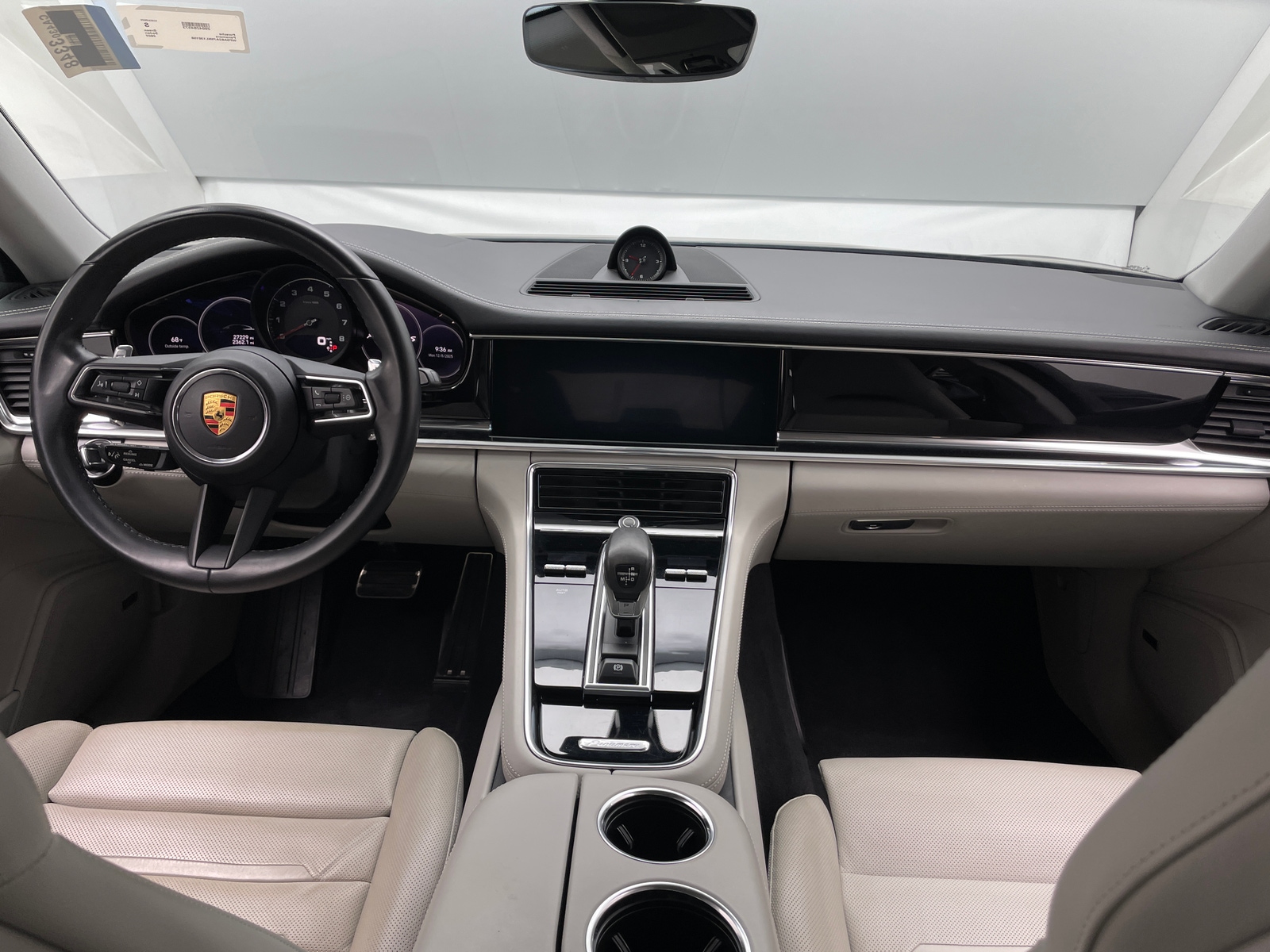 Thumbnail: 2022 Porsche Panamera - 2