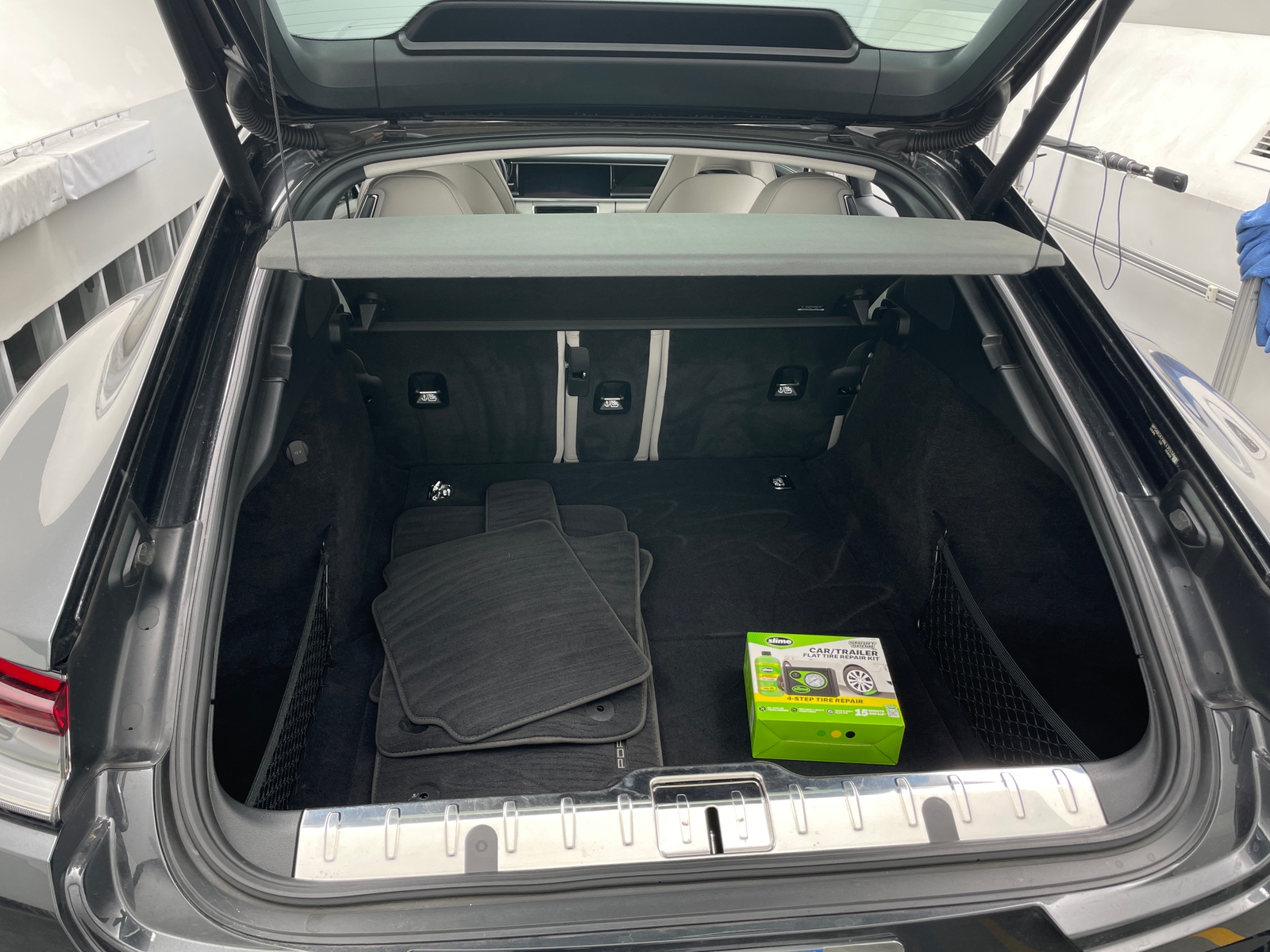 Thumbnail: 2022 Porsche Panamera - 6