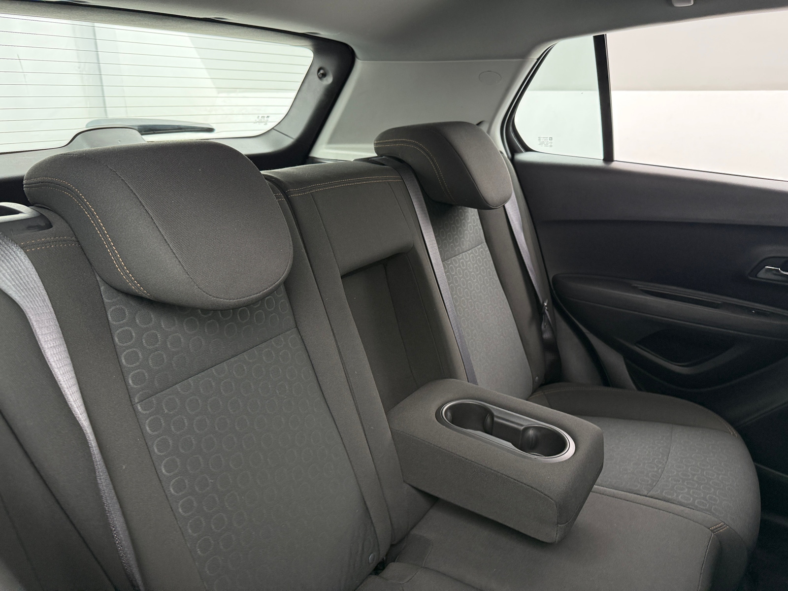 Thumbnail: 2017 Chevrolet Trax - 6