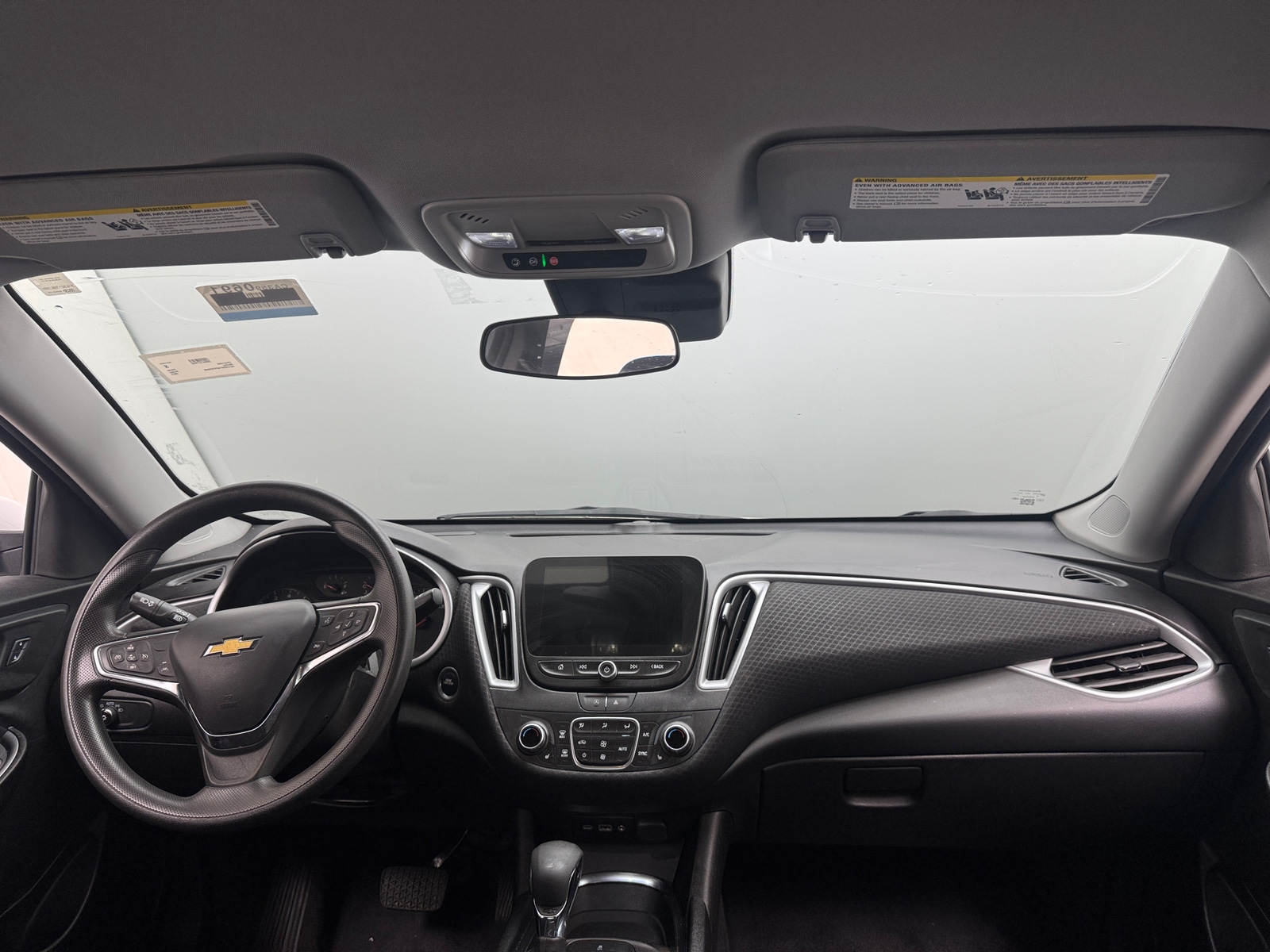 Thumbnail: 2023 Chevrolet Malibu - 3