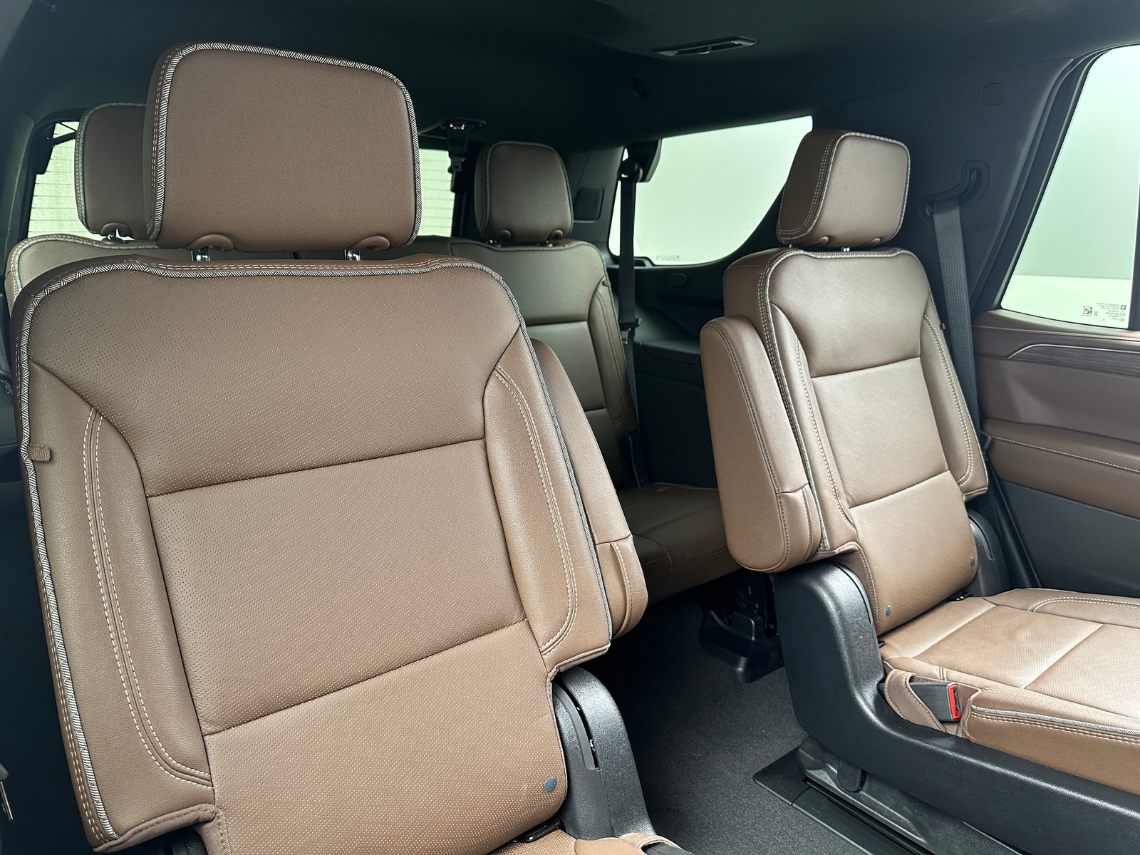 Thumbnail: 2023 Chevrolet Tahoe - 5