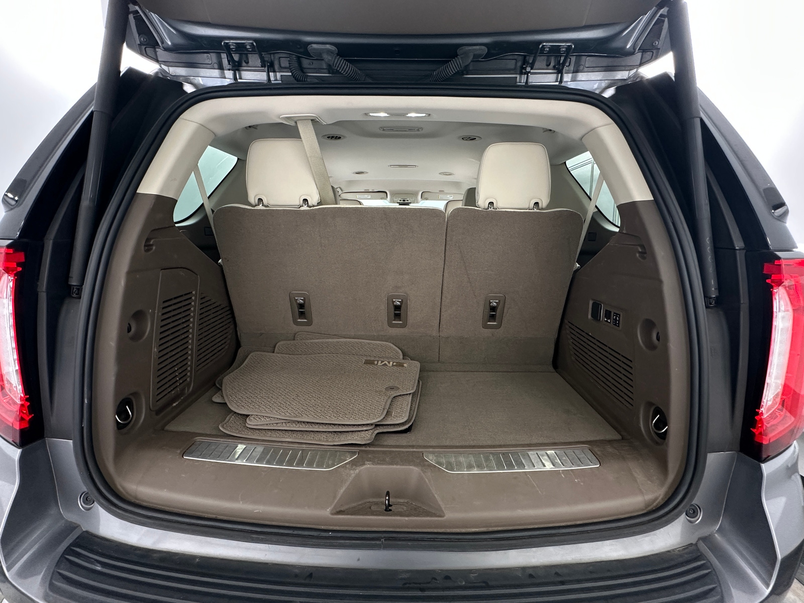 Thumbnail: 2021 GMC Yukon - 6