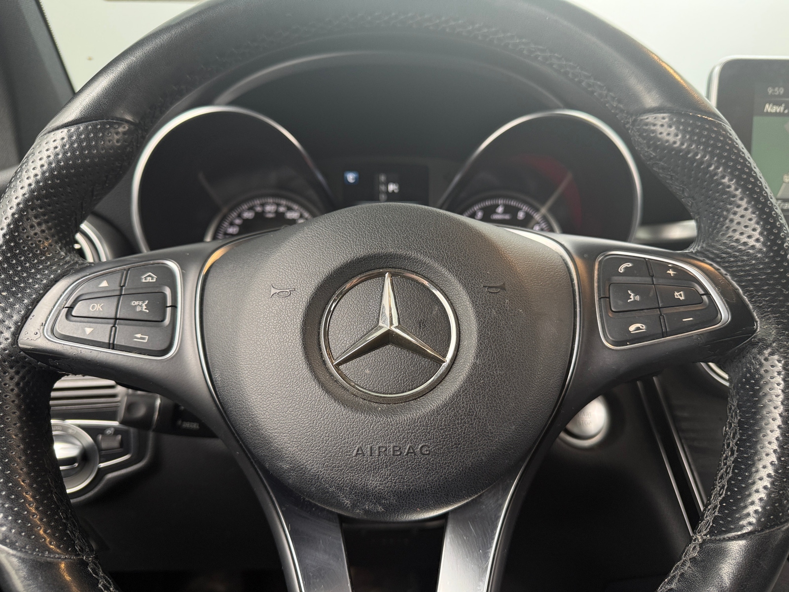 Thumbnail: 2018 Mercedes-Benz GLC - 4