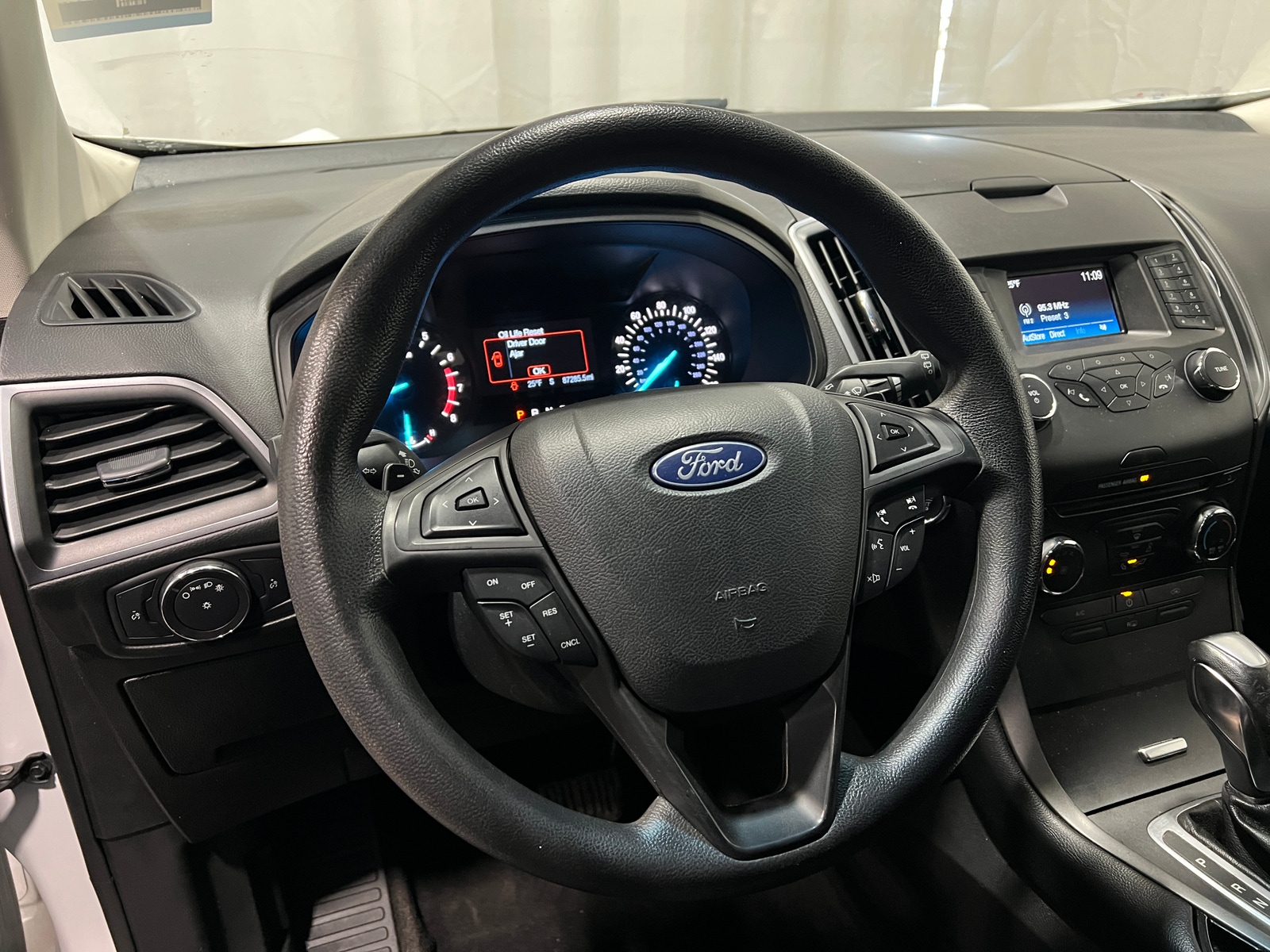 Thumbnail: 2018 Ford Edge - 5