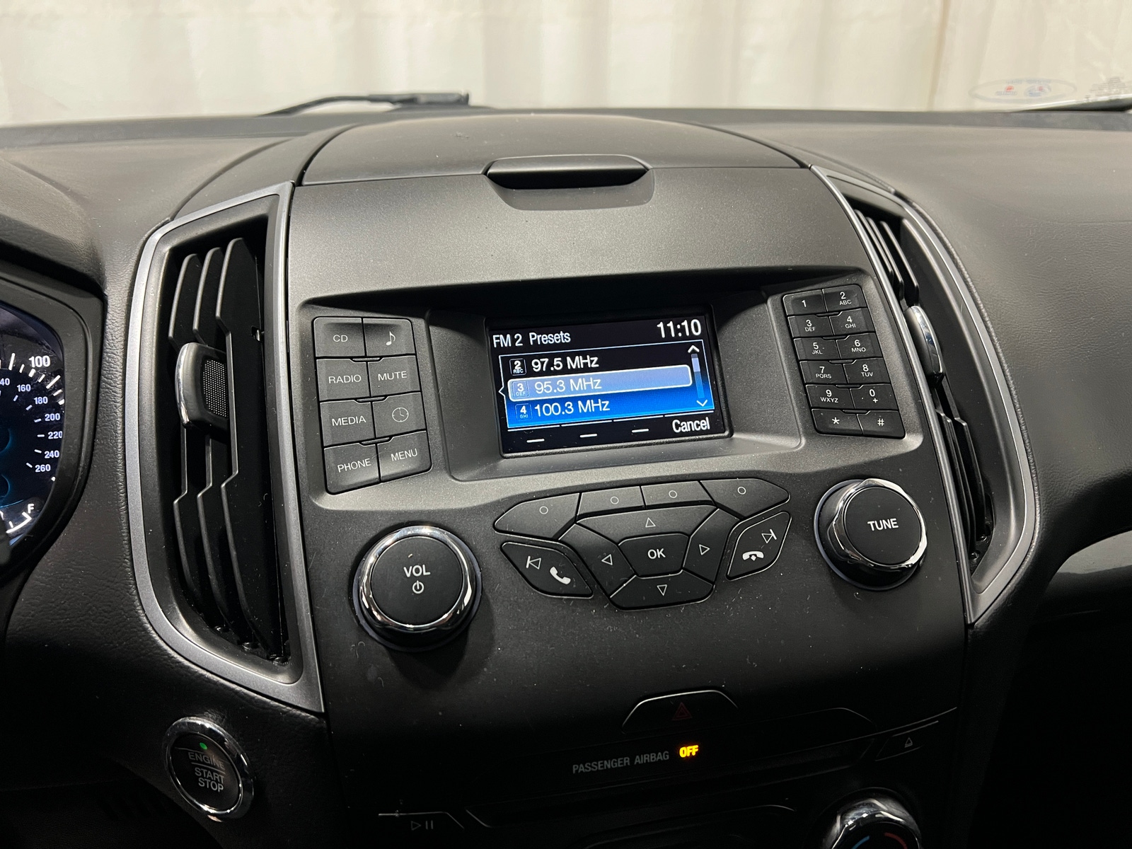 Thumbnail: 2018 Ford Edge - 4