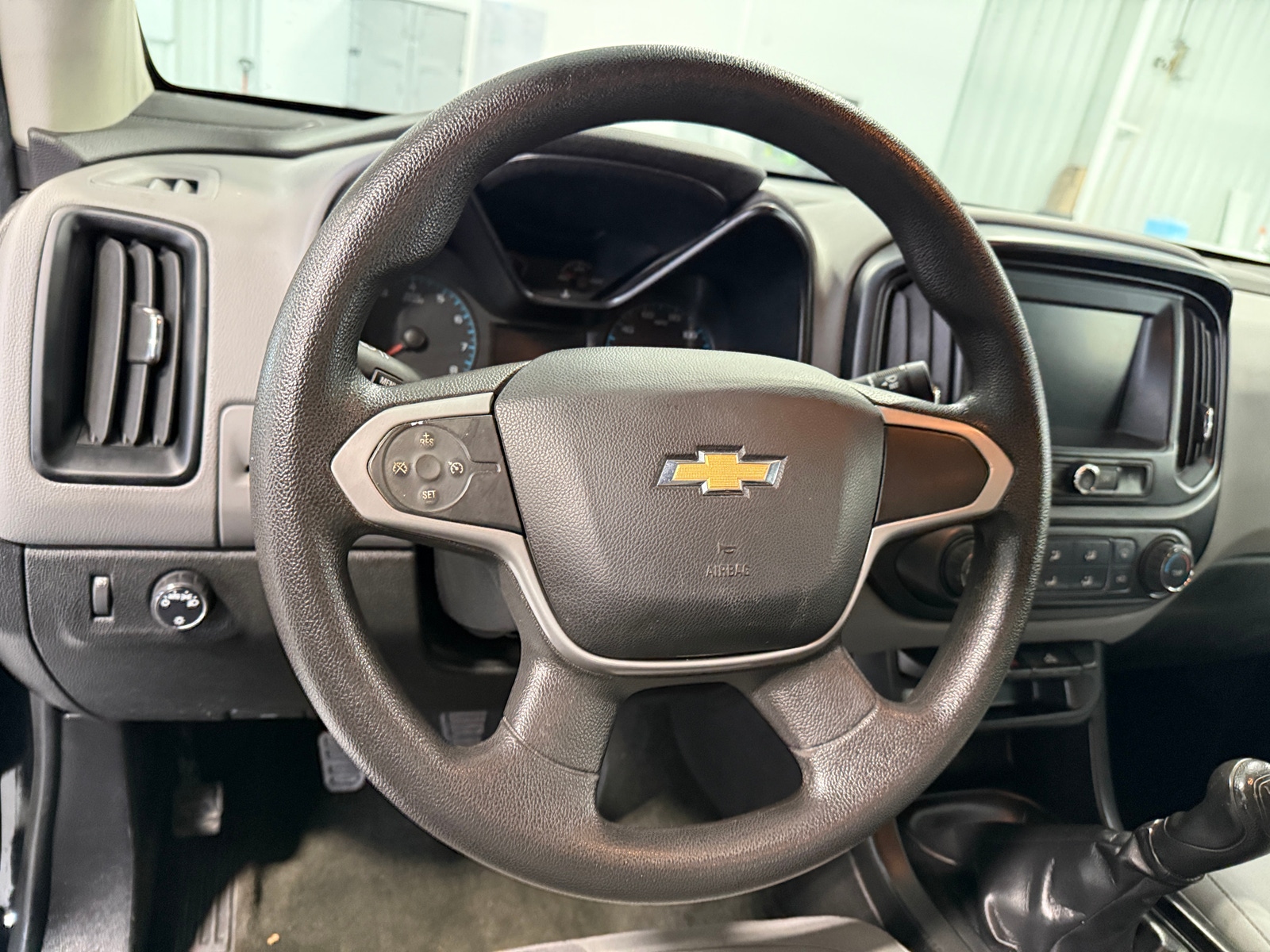 Thumbnail: 2017 Chevrolet Colorado - 5