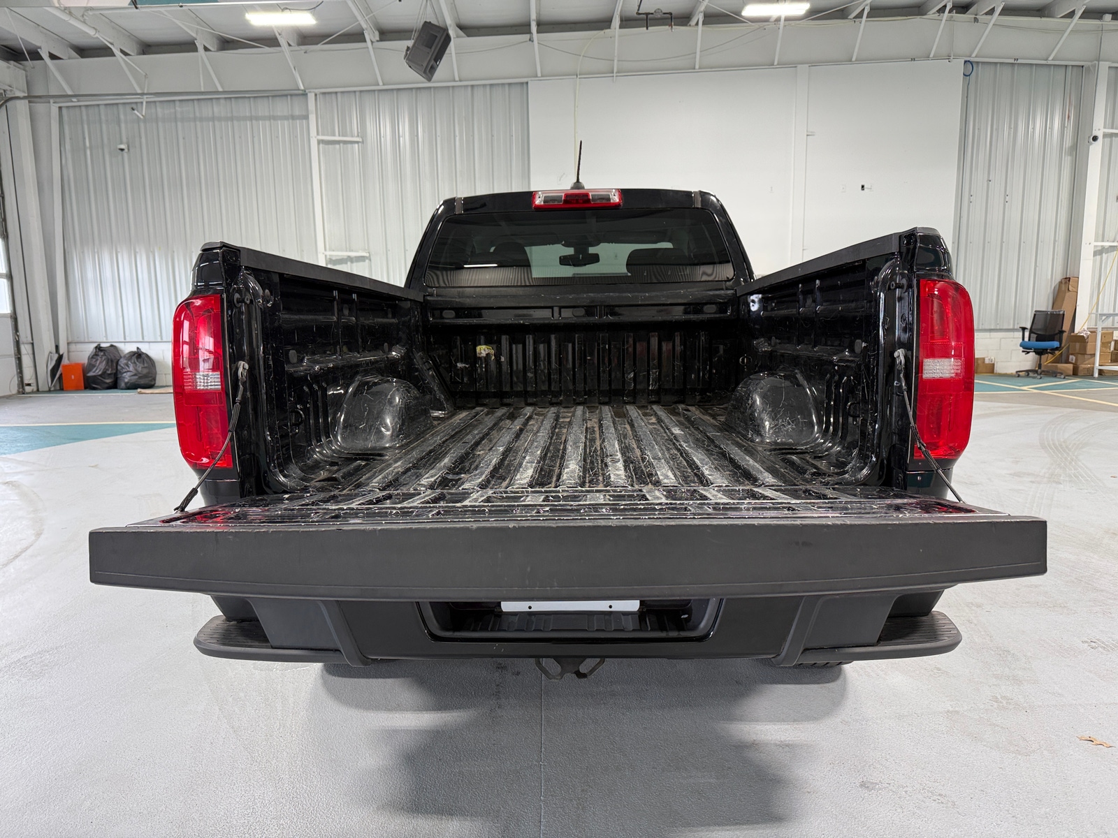 Thumbnail: 2017 Chevrolet Colorado - 7