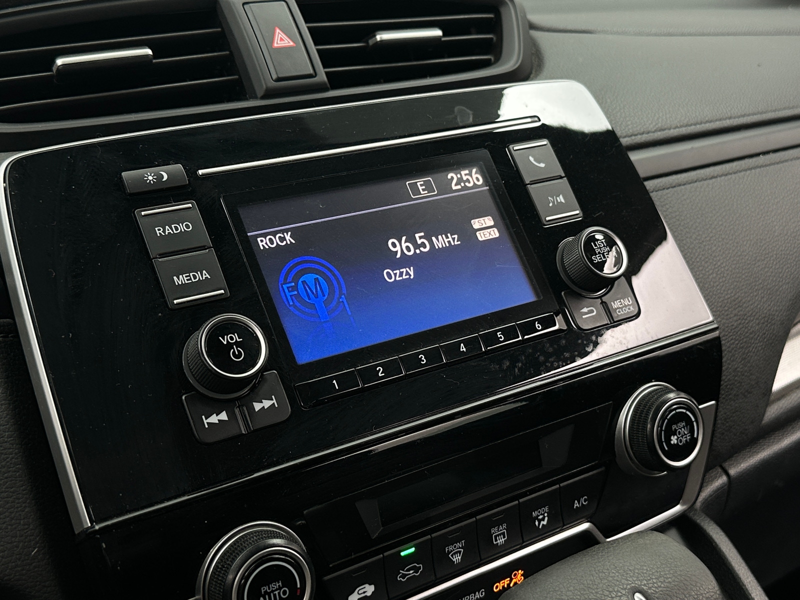 Thumbnail: 2019 Honda CR-V - 4