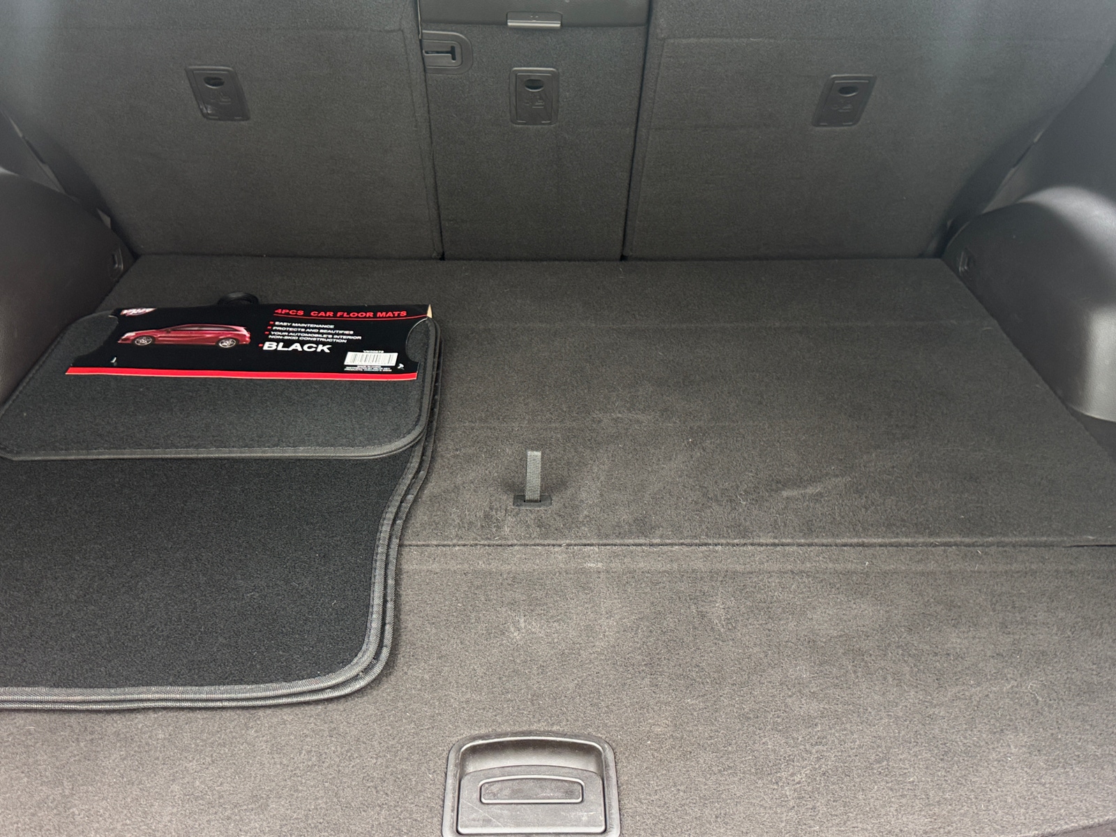 Thumbnail: 2017 Hyundai Santa Fe - 7