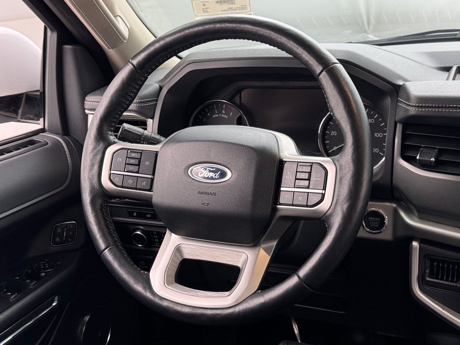 Thumbnail: 2023 Ford Expedition MAX - 5