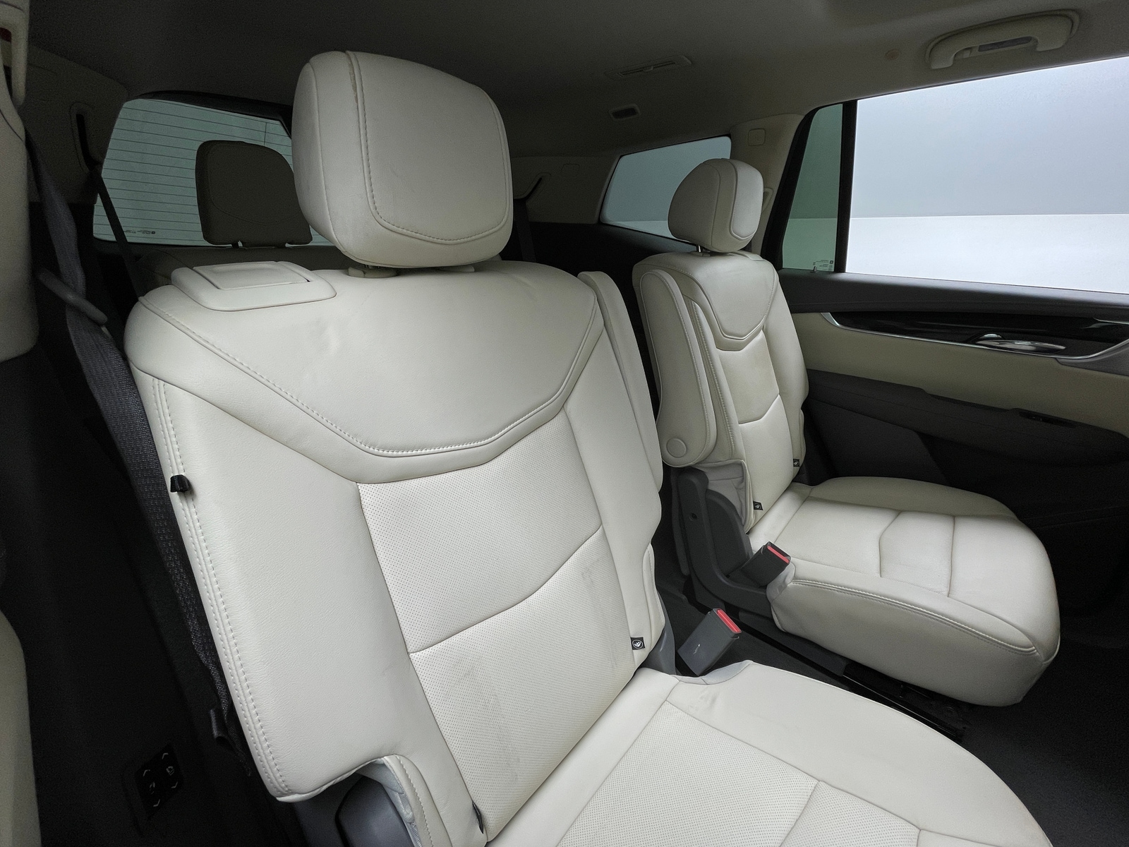 Thumbnail: 2020 Cadillac XT6 - 5