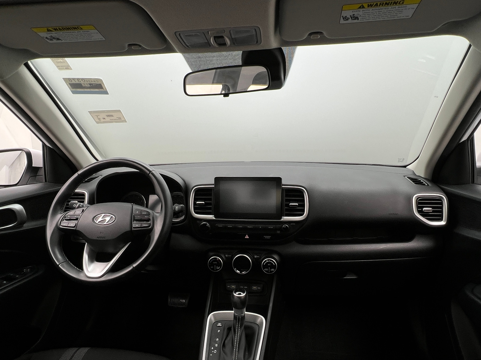 Thumbnail: 2022 Hyundai Venue - 3