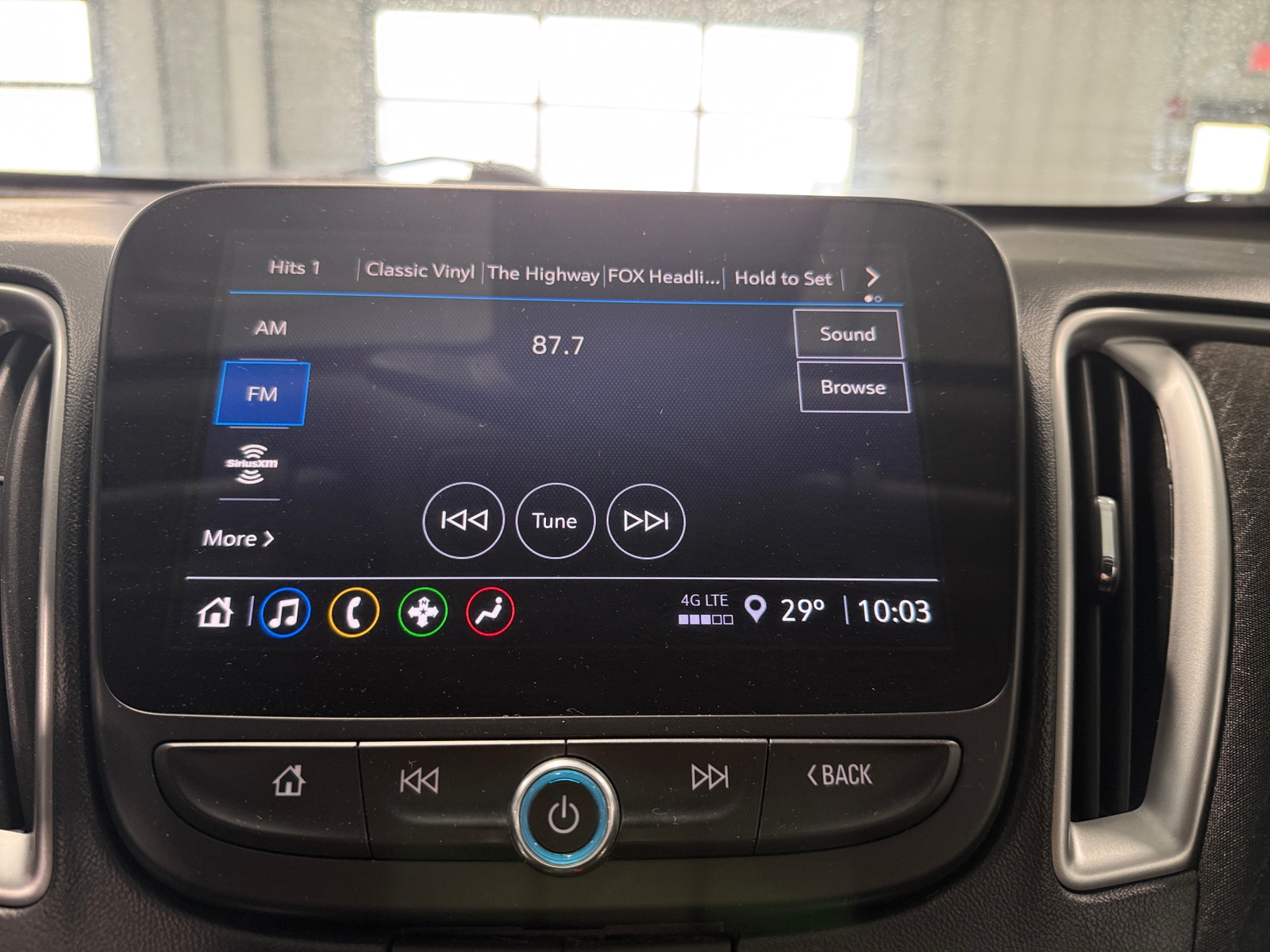 Thumbnail: 2024 Chevrolet Malibu - 4