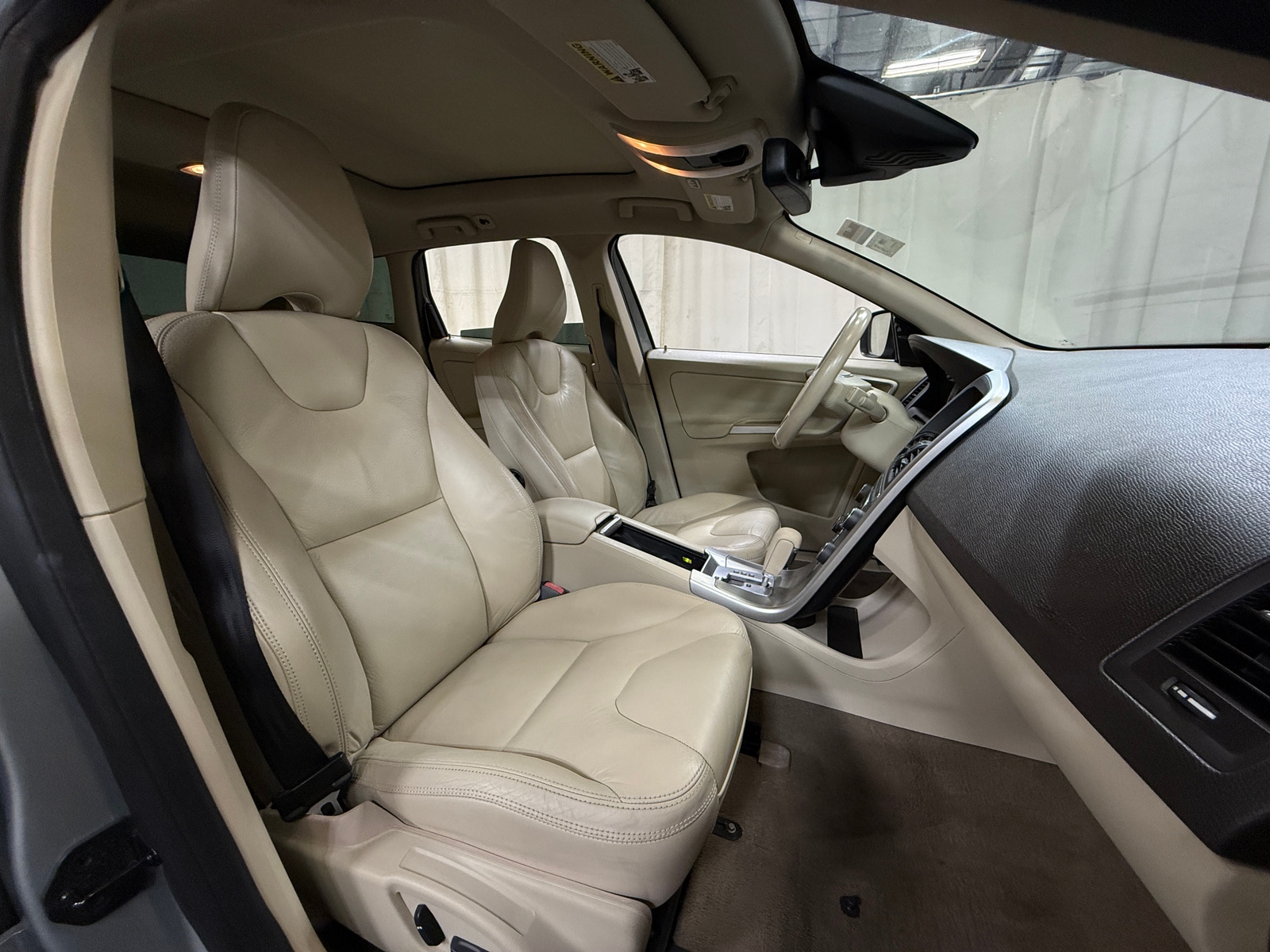 Thumbnail: 2012 Volvo XC60 - 2