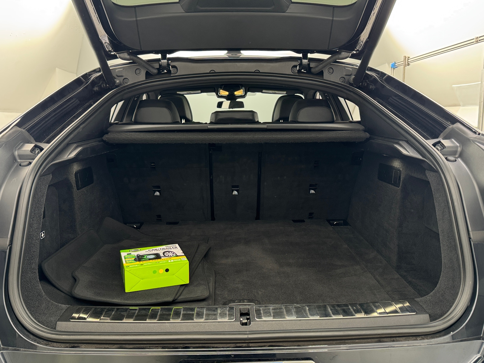 Thumbnail: 2024 BMW X6 - 6