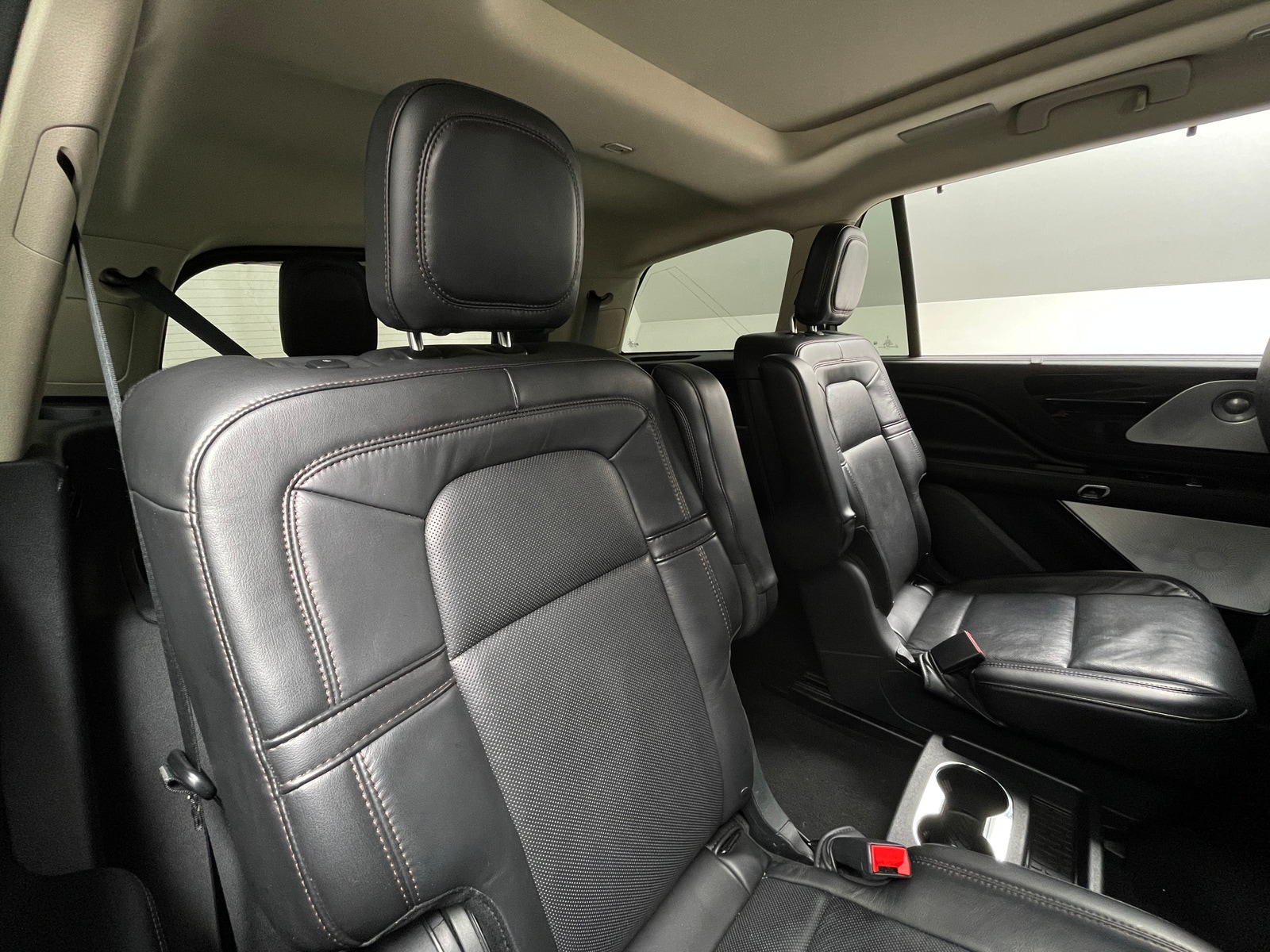 Thumbnail: 2021 Lincoln Aviator - 5