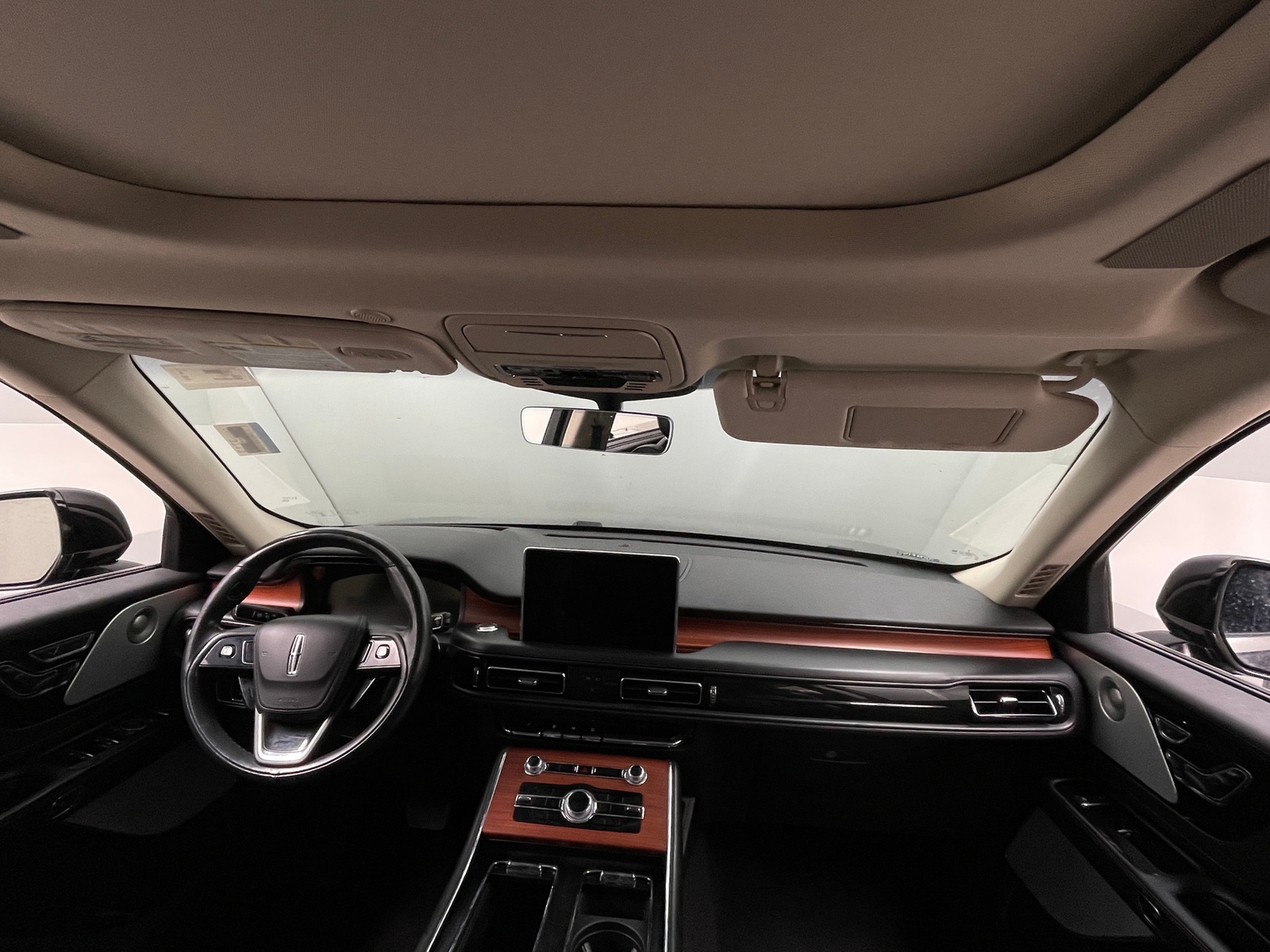 Thumbnail: 2021 Lincoln Aviator - 2