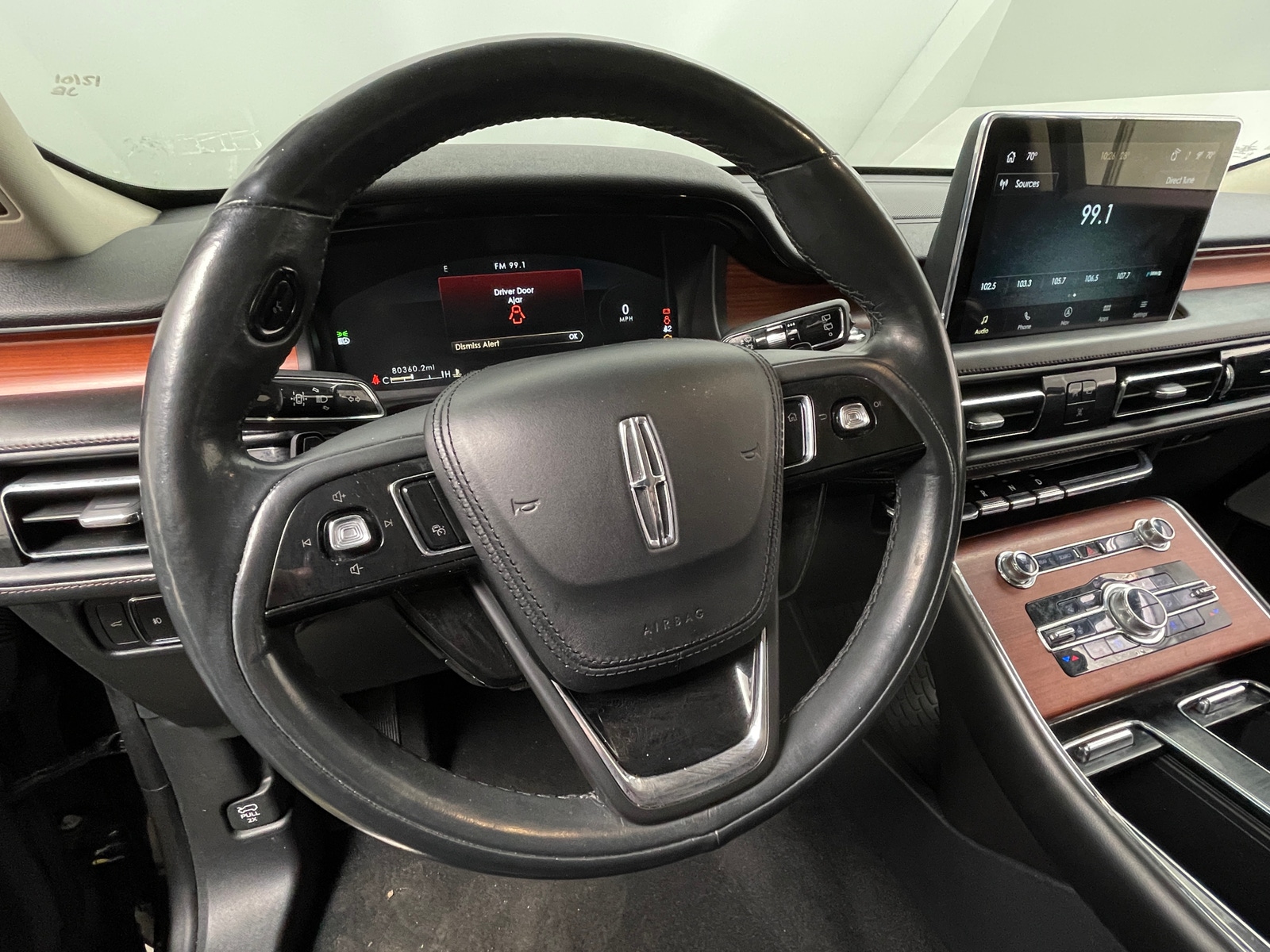 Thumbnail: 2021 Lincoln Aviator - 4