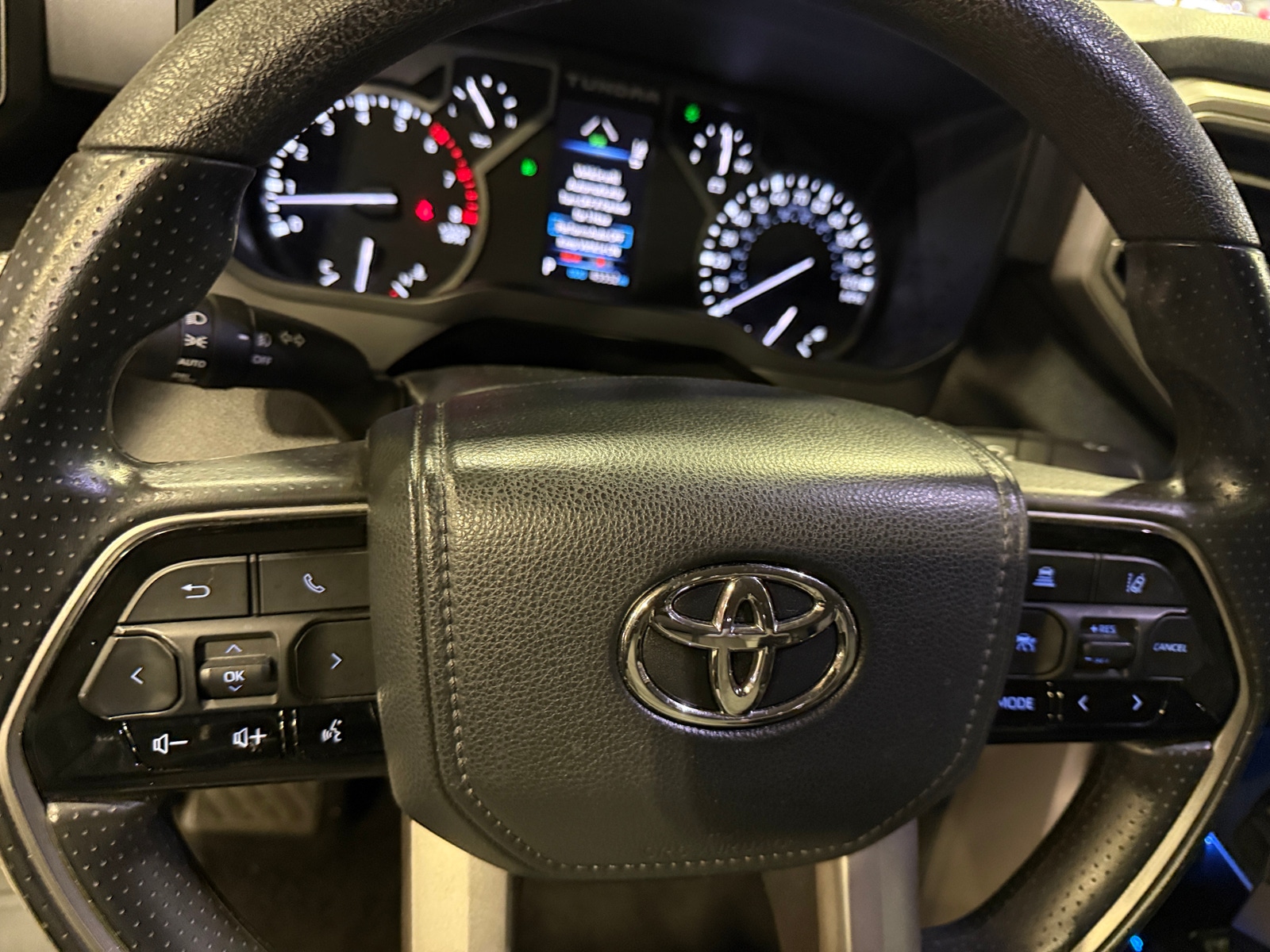 Thumbnail: 2022 Toyota Tundra - 5