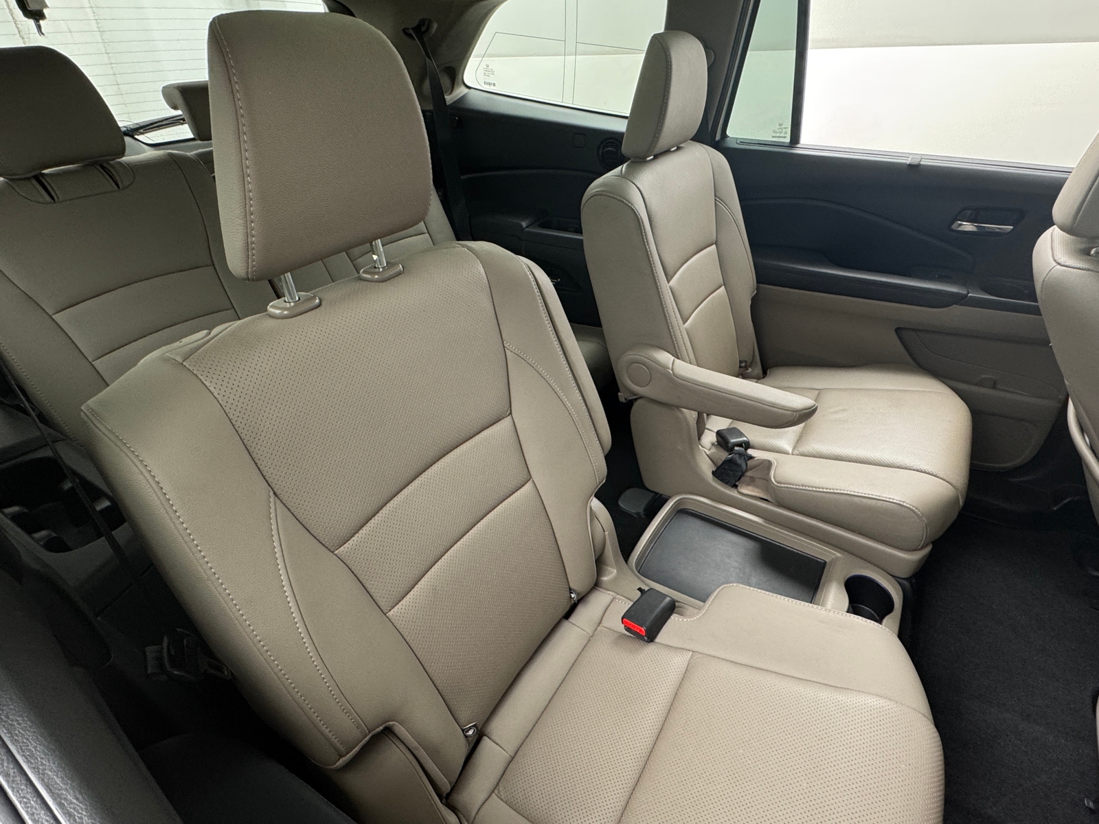 Thumbnail: 2017 Honda Pilot - 5