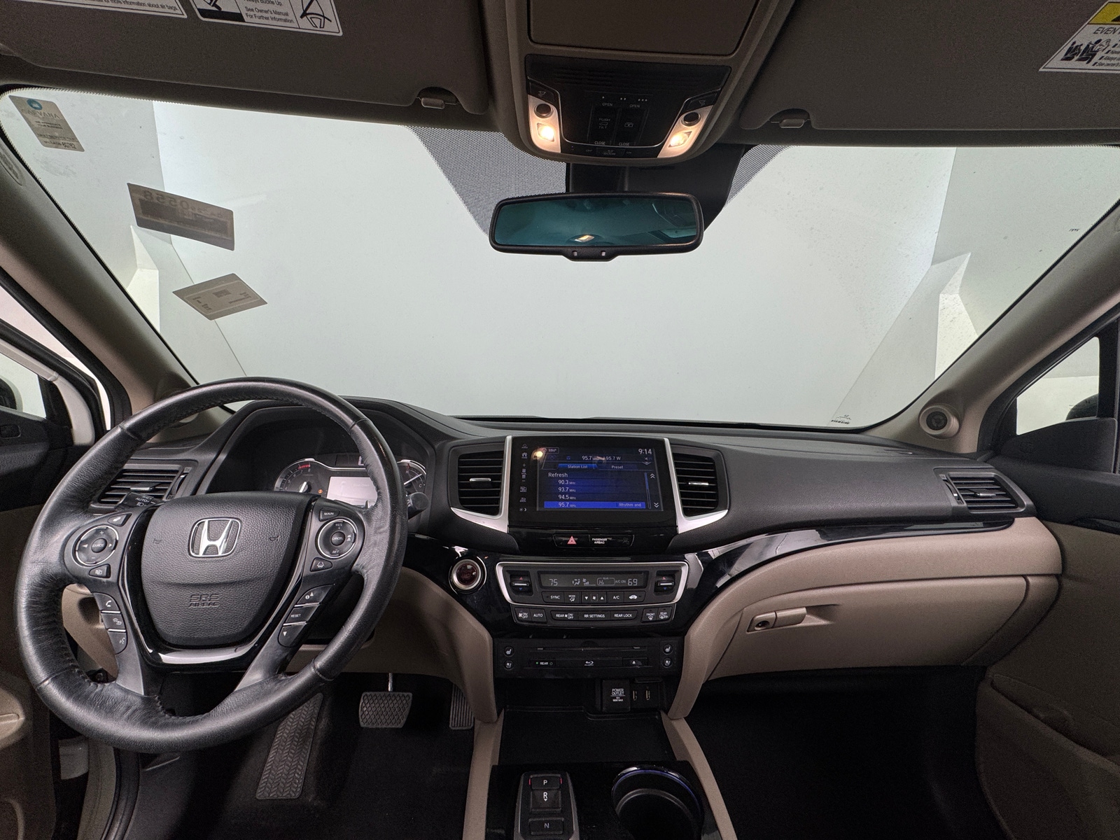 Thumbnail: 2017 Honda Pilot - 2