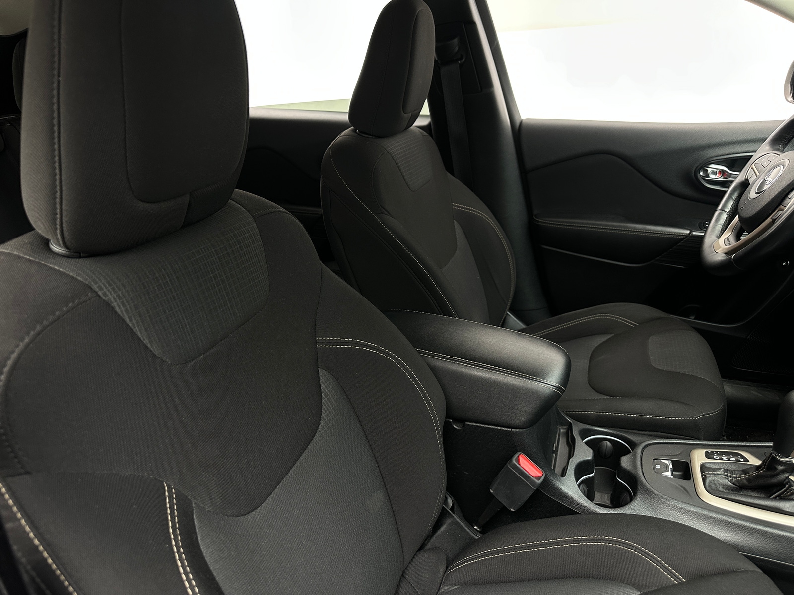 Thumbnail: 2016 Jeep Cherokee - 2