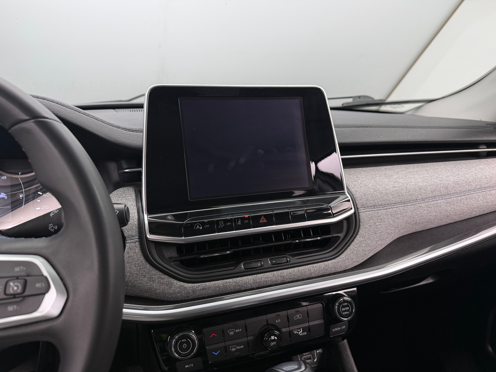 Thumbnail: 2022 Jeep Compass - 4