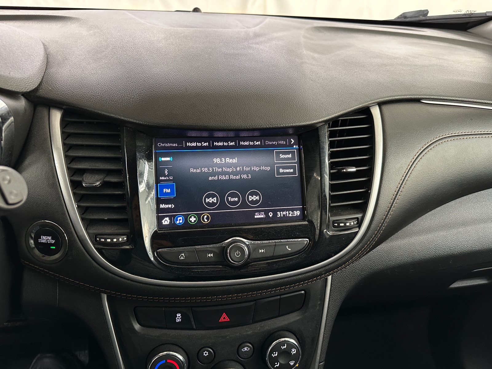 Thumbnail: 2020 Chevrolet Trax - 4