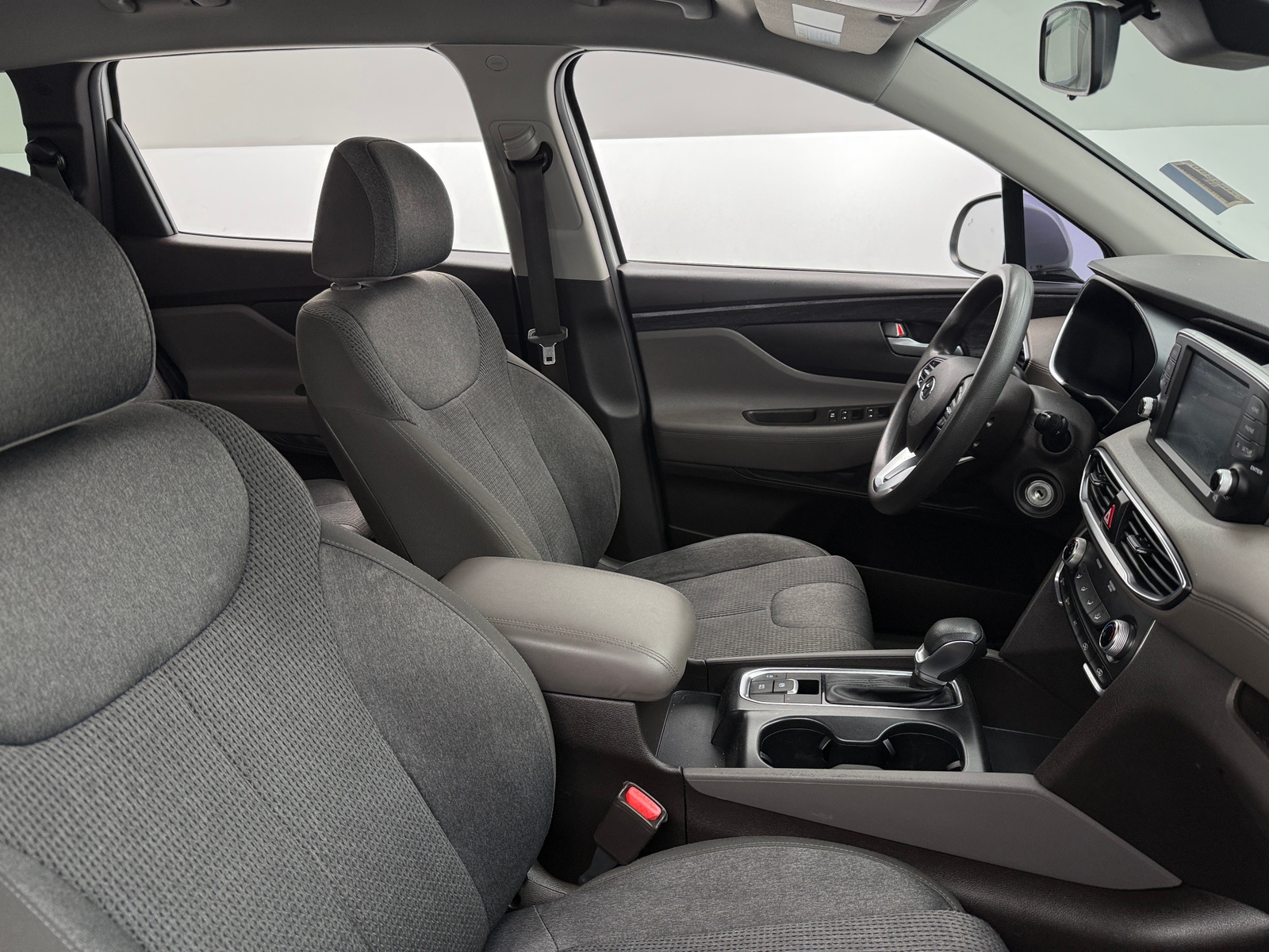 Thumbnail: 2019 Hyundai Santa Fe - 2