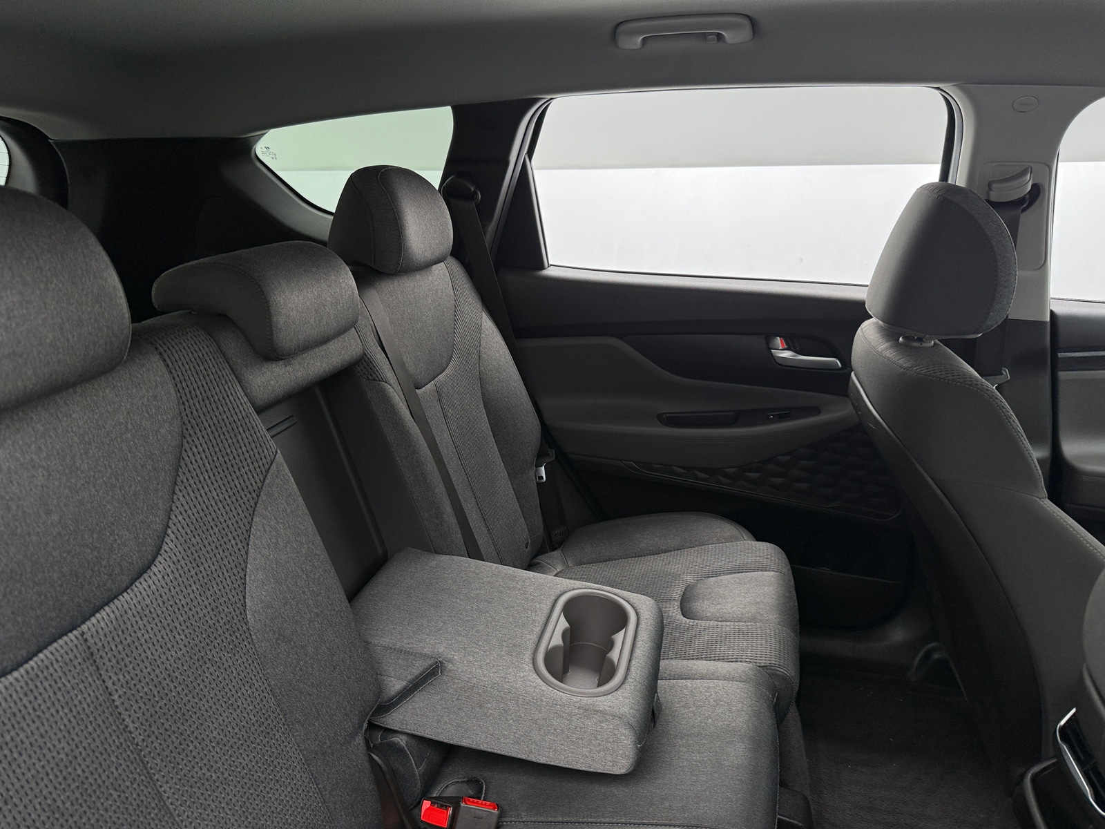 Thumbnail: 2019 Hyundai Santa Fe - 6