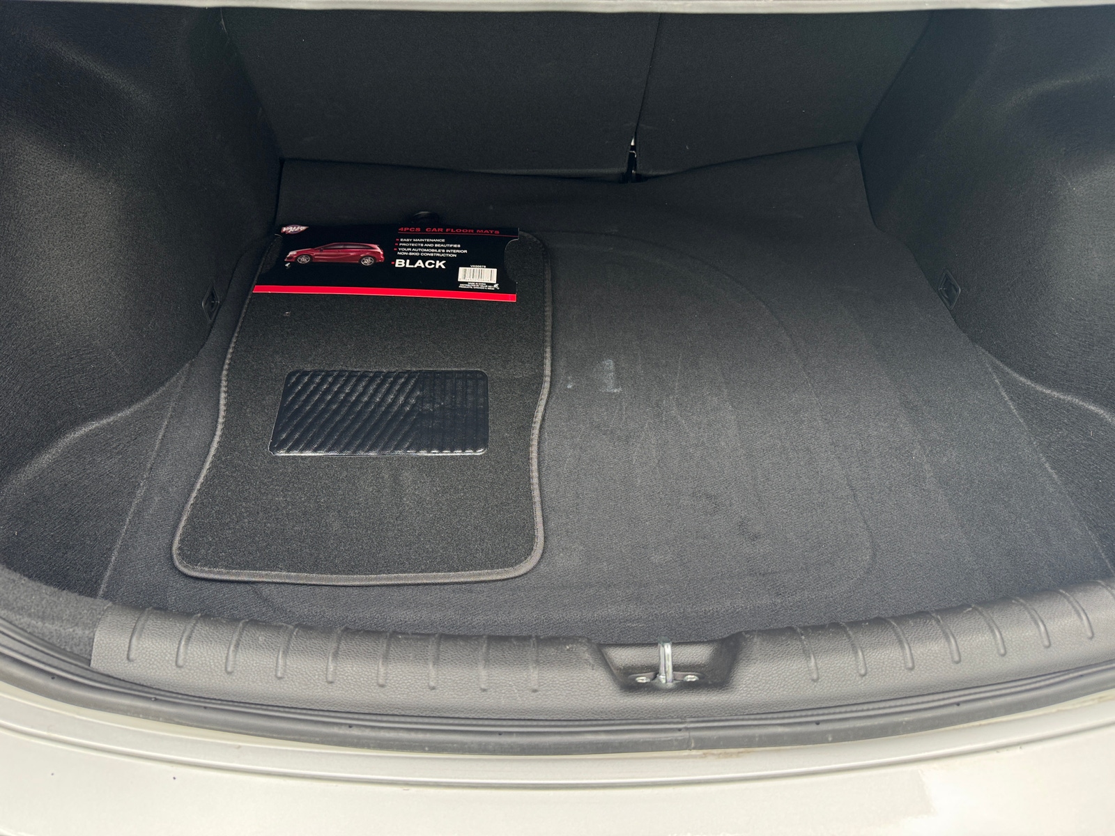 Thumbnail: 2023 Kia Rio - 7