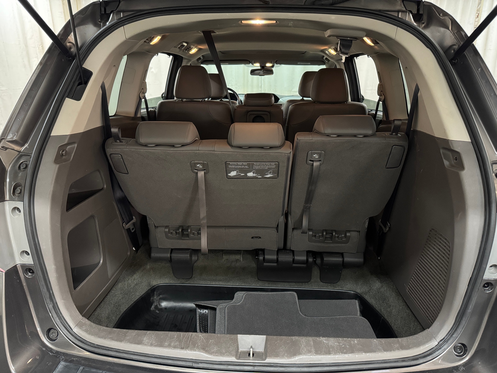 Thumbnail: 2016 Honda Odyssey - 6