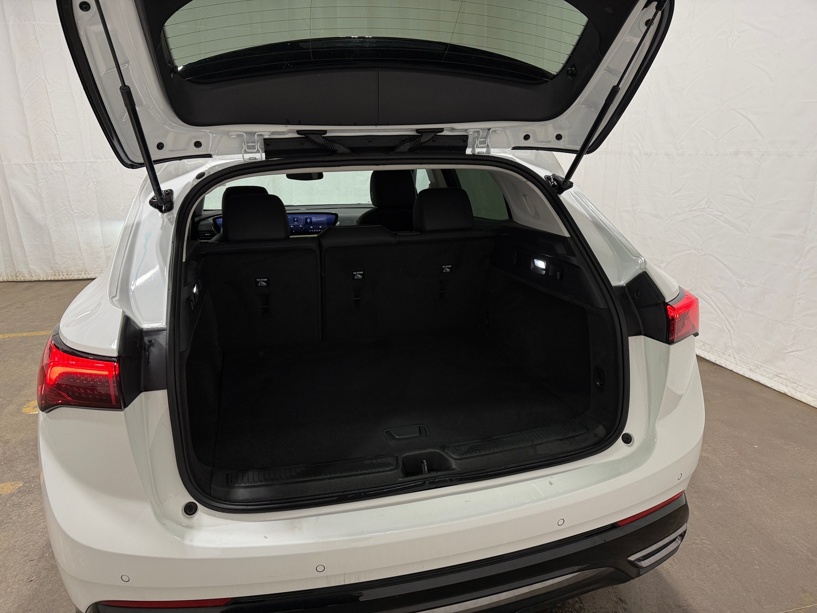 Thumbnail: 2024 Buick Envision - 6