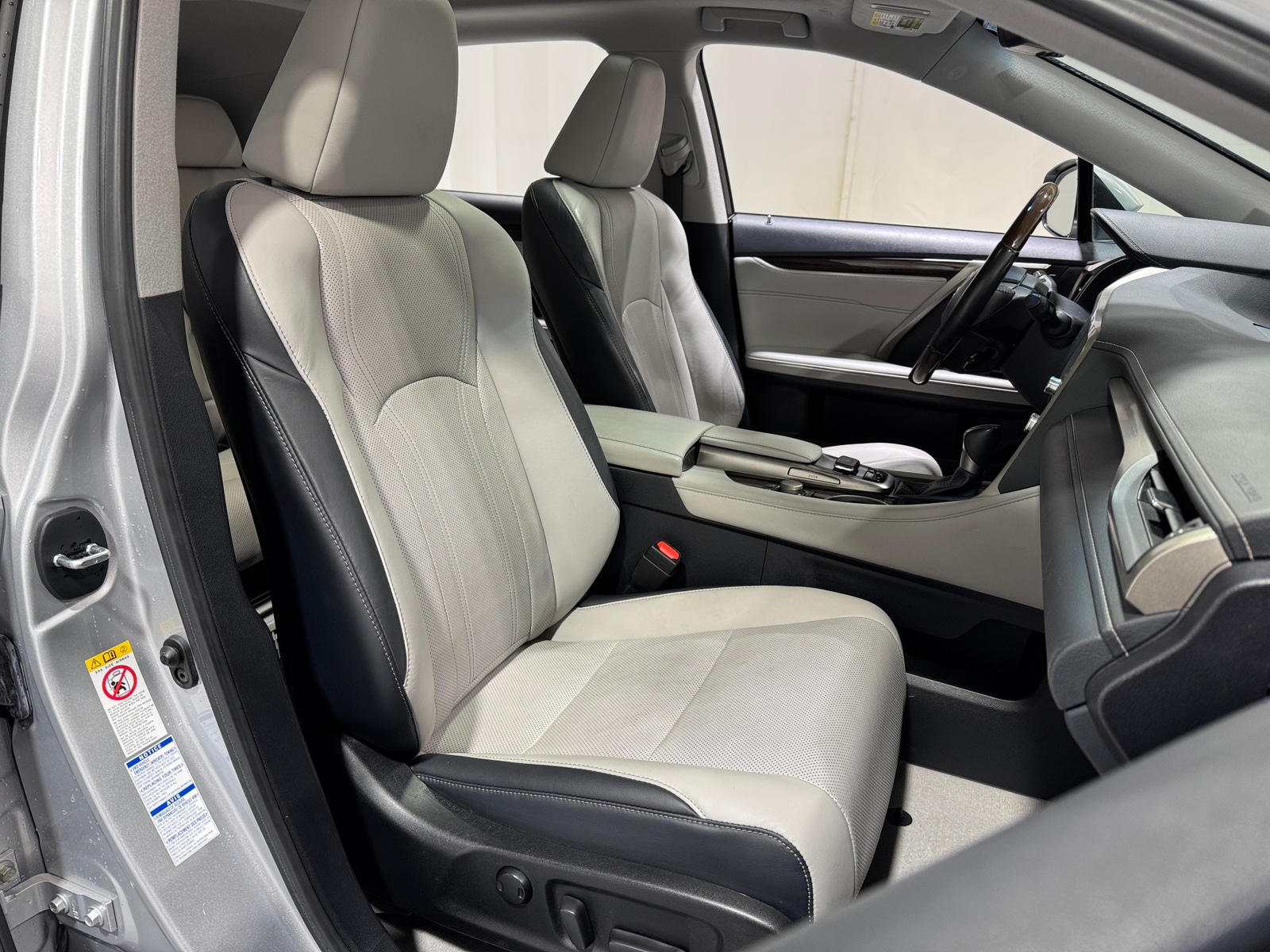 Thumbnail: 2019 Lexus RX - 2