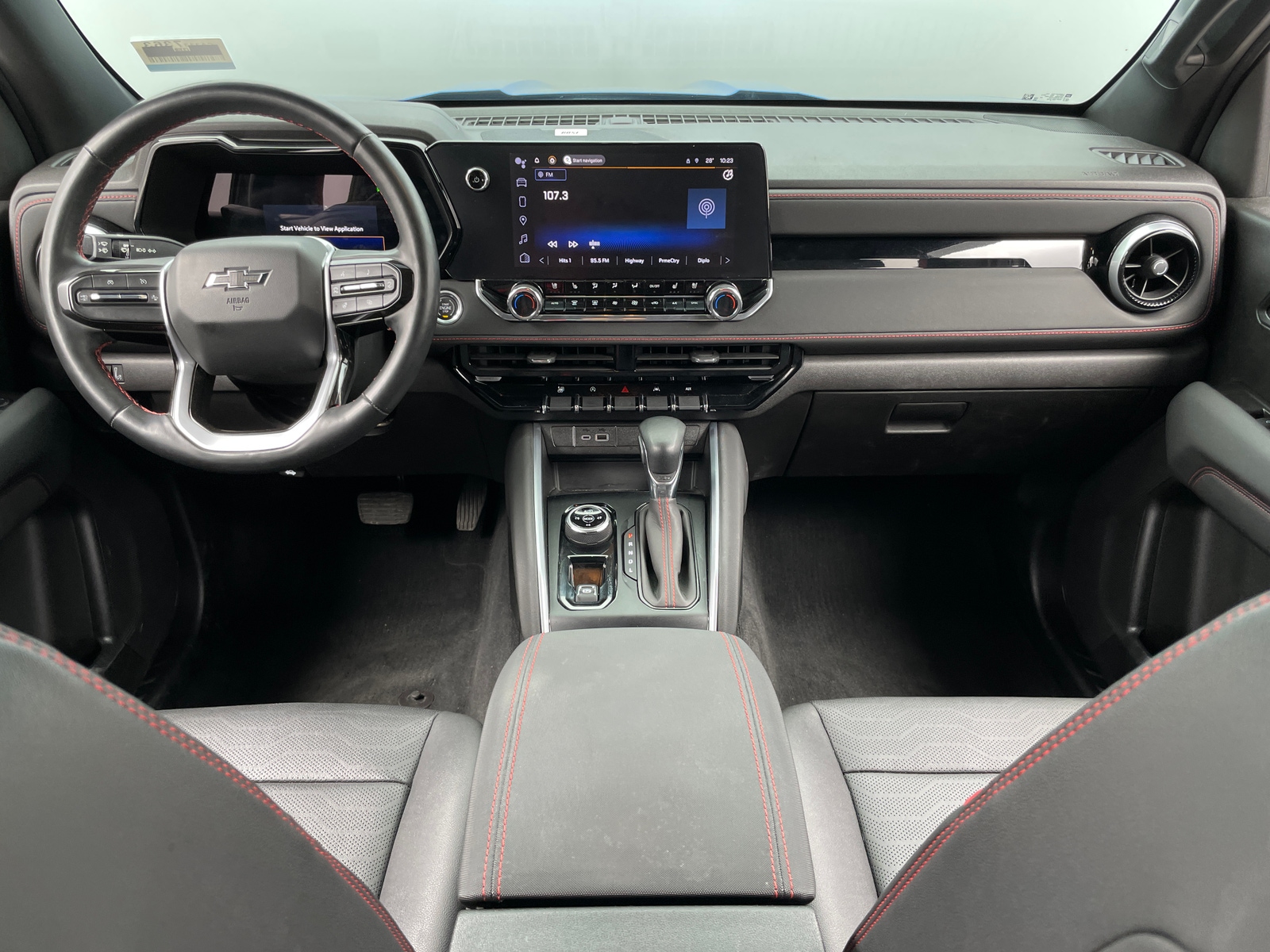 Thumbnail: 2023 Chevrolet Colorado - 2