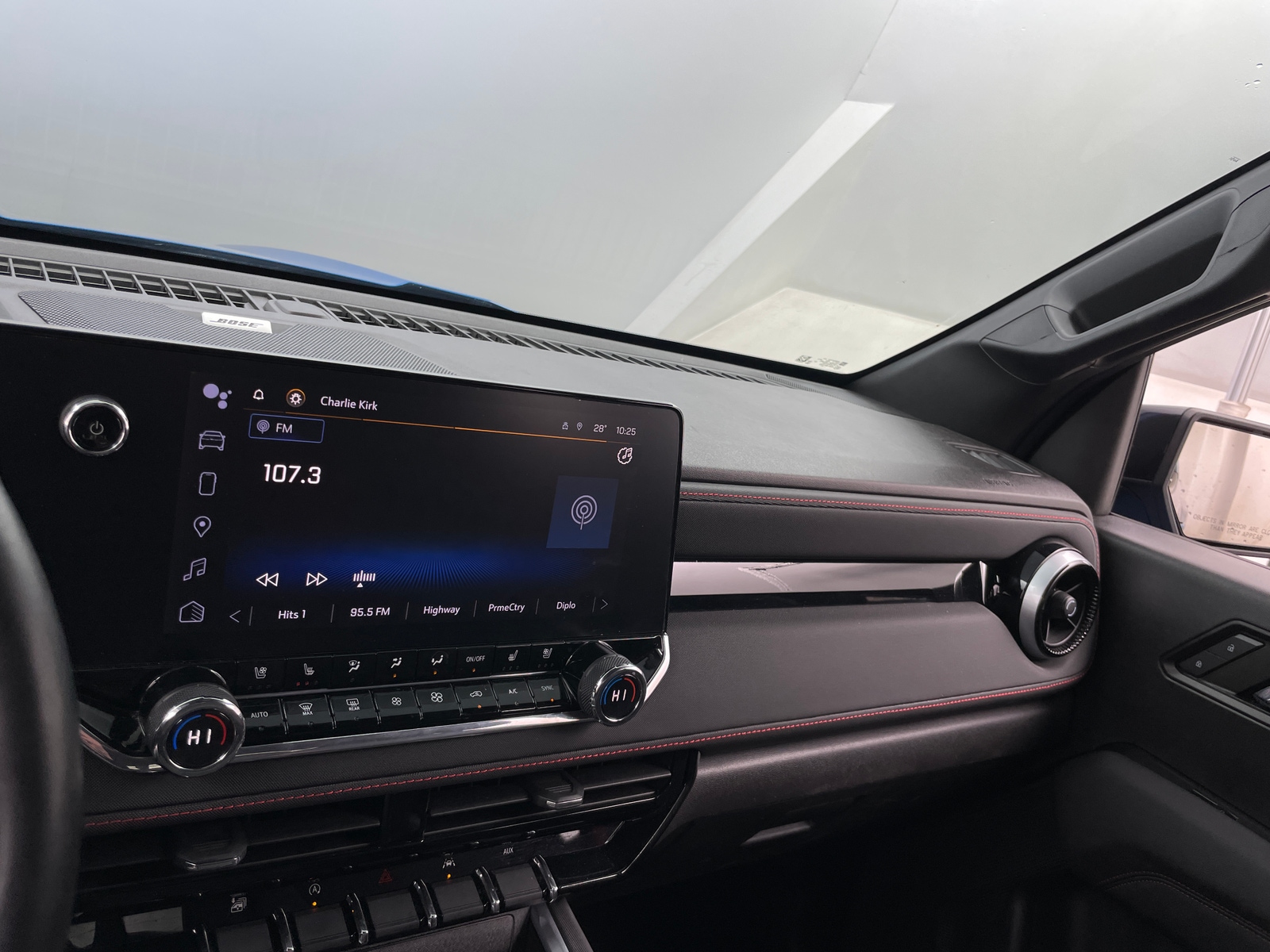 Thumbnail: 2023 Chevrolet Colorado - 3