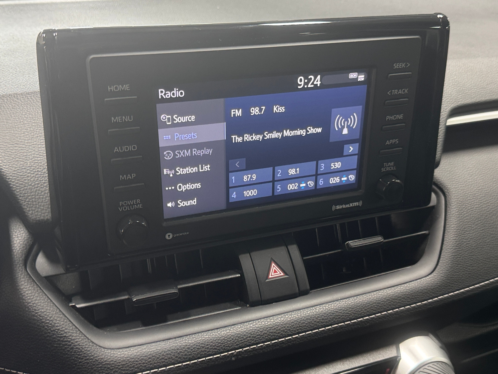 Thumbnail: 2021 Toyota RAV4 - 4