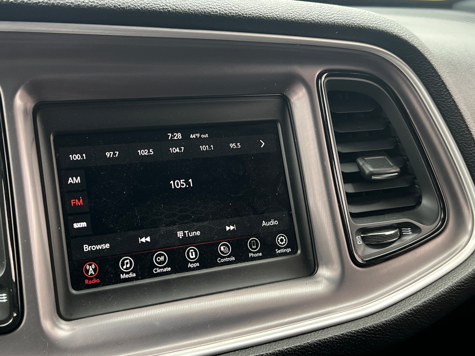 Thumbnail: 2021 Dodge Challenger - 3