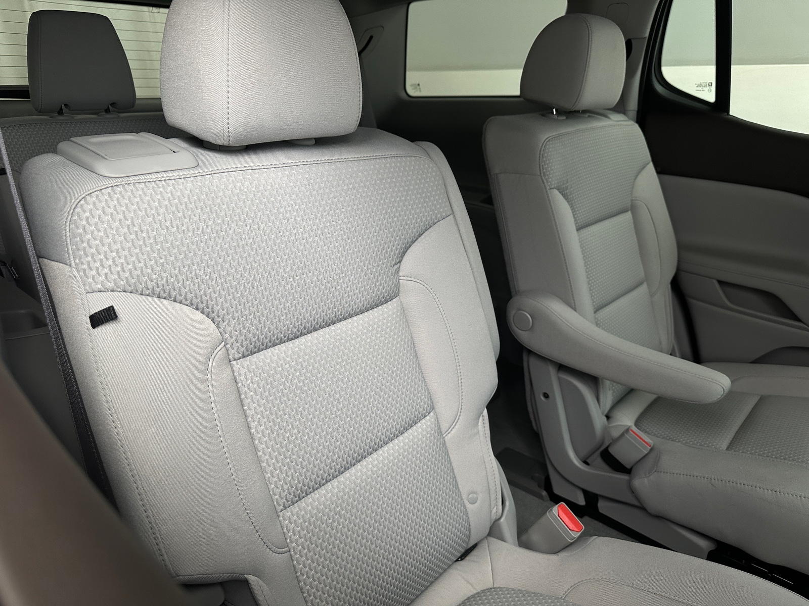 Thumbnail: 2023 GMC Acadia - 6