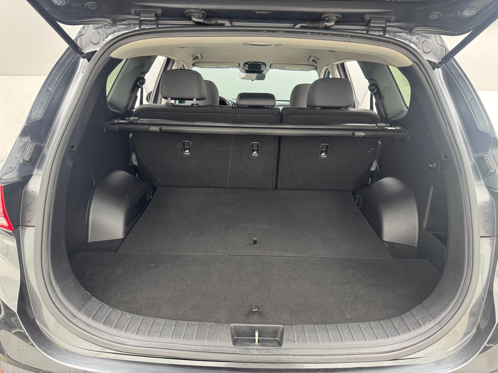 Thumbnail: 2022 Hyundai Santa Fe - 7