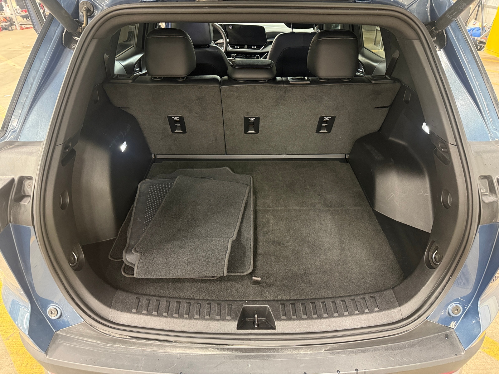 Thumbnail: 2025 Chevrolet Equinox - 6