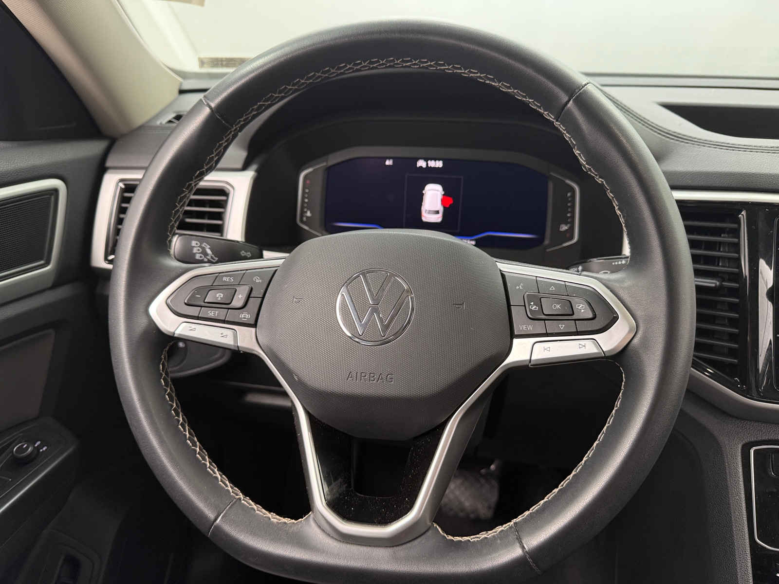 Thumbnail: 2023 Volkswagen Atlas - 4