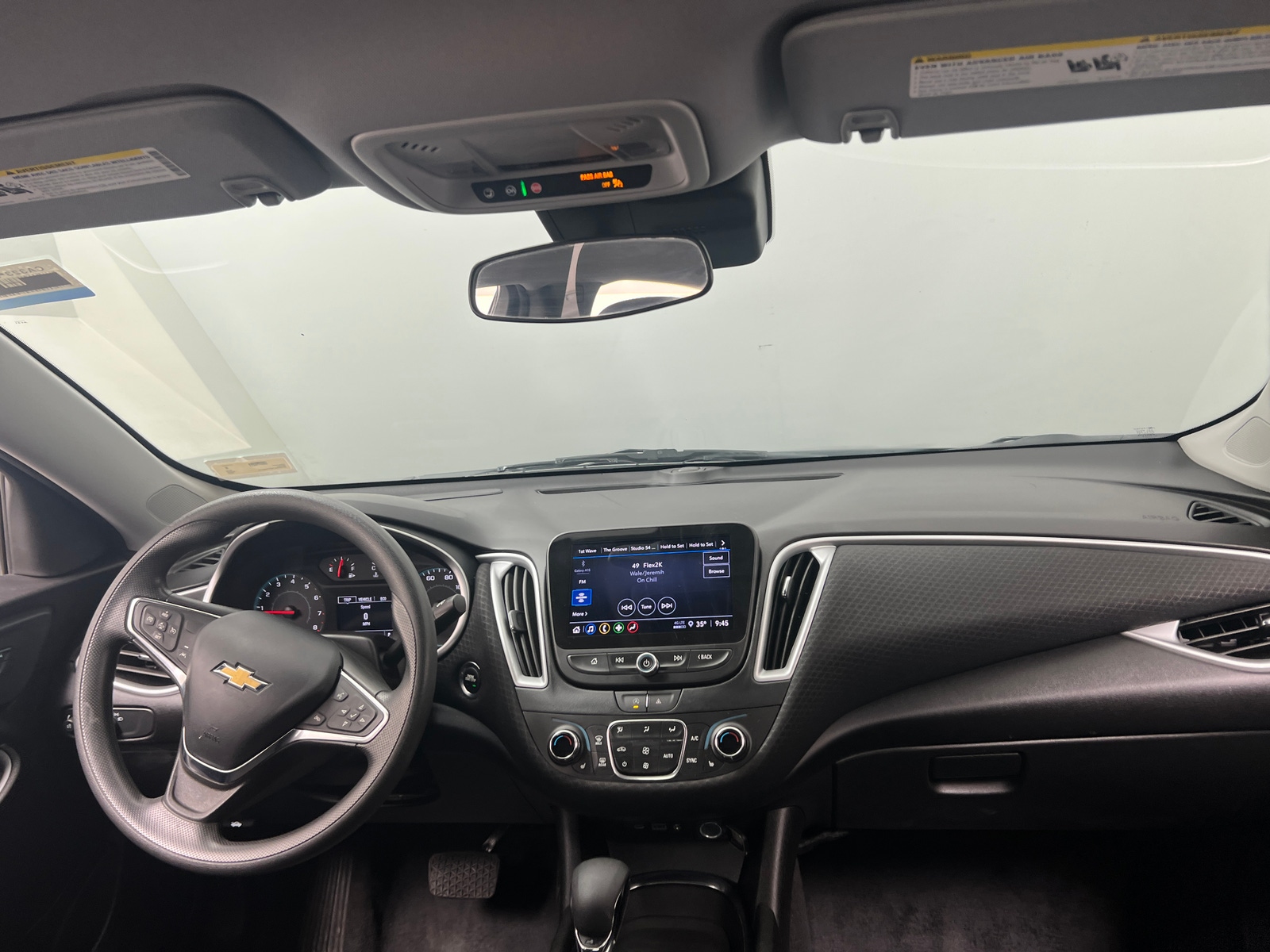 Thumbnail: 2023 Chevrolet Malibu - 3