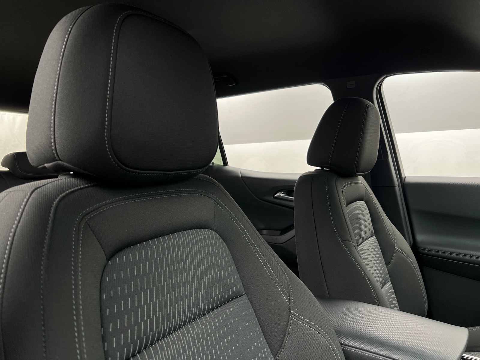 Thumbnail: 2025 Chevrolet Equinox - 2